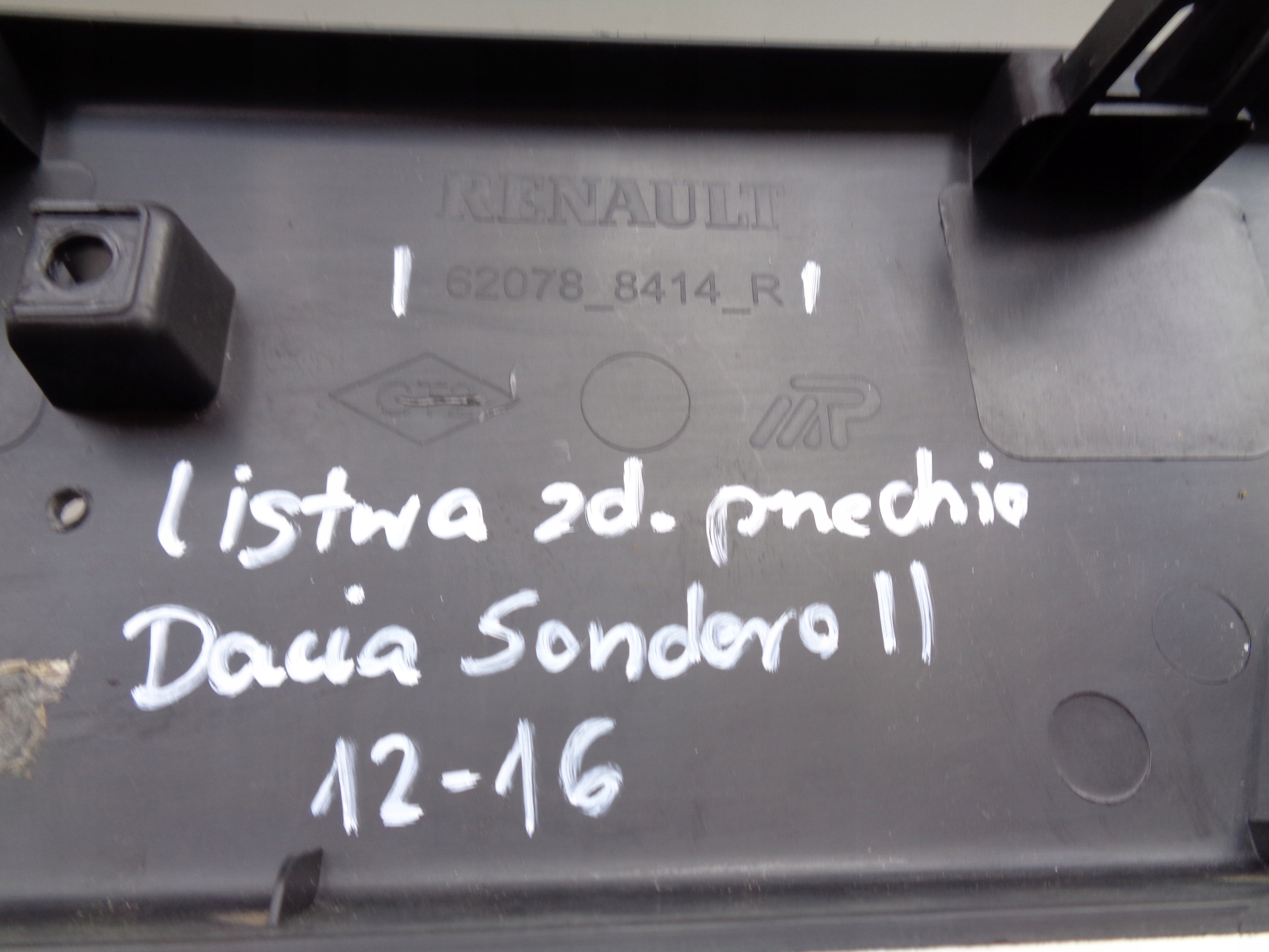 LIŠTA PREDNÉHO NÁRAZNÍKA DACIA SANDERO II 12-16 STEPWAY