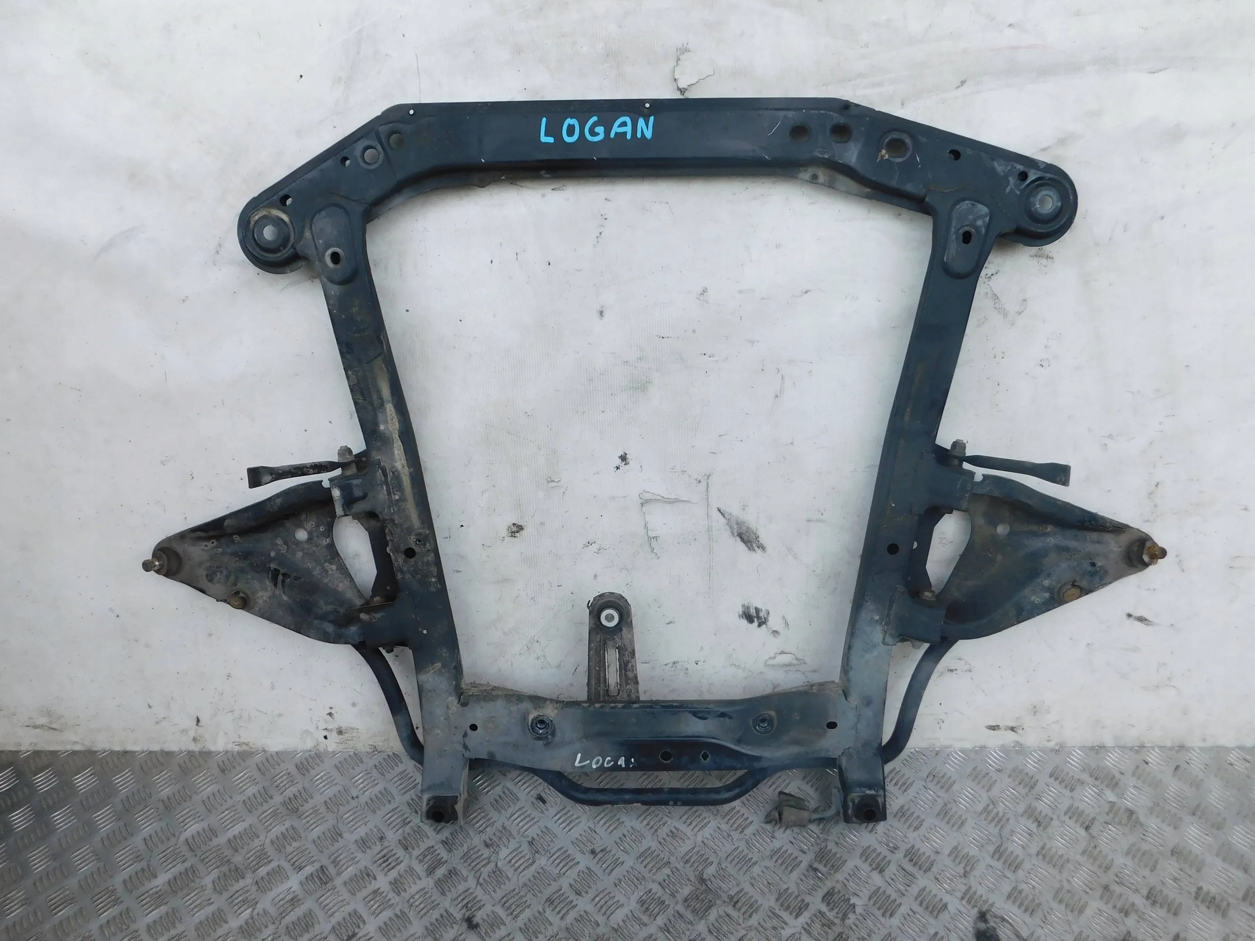 NÁPRAVA NÁPRAVNICA DACIA LOGAN I