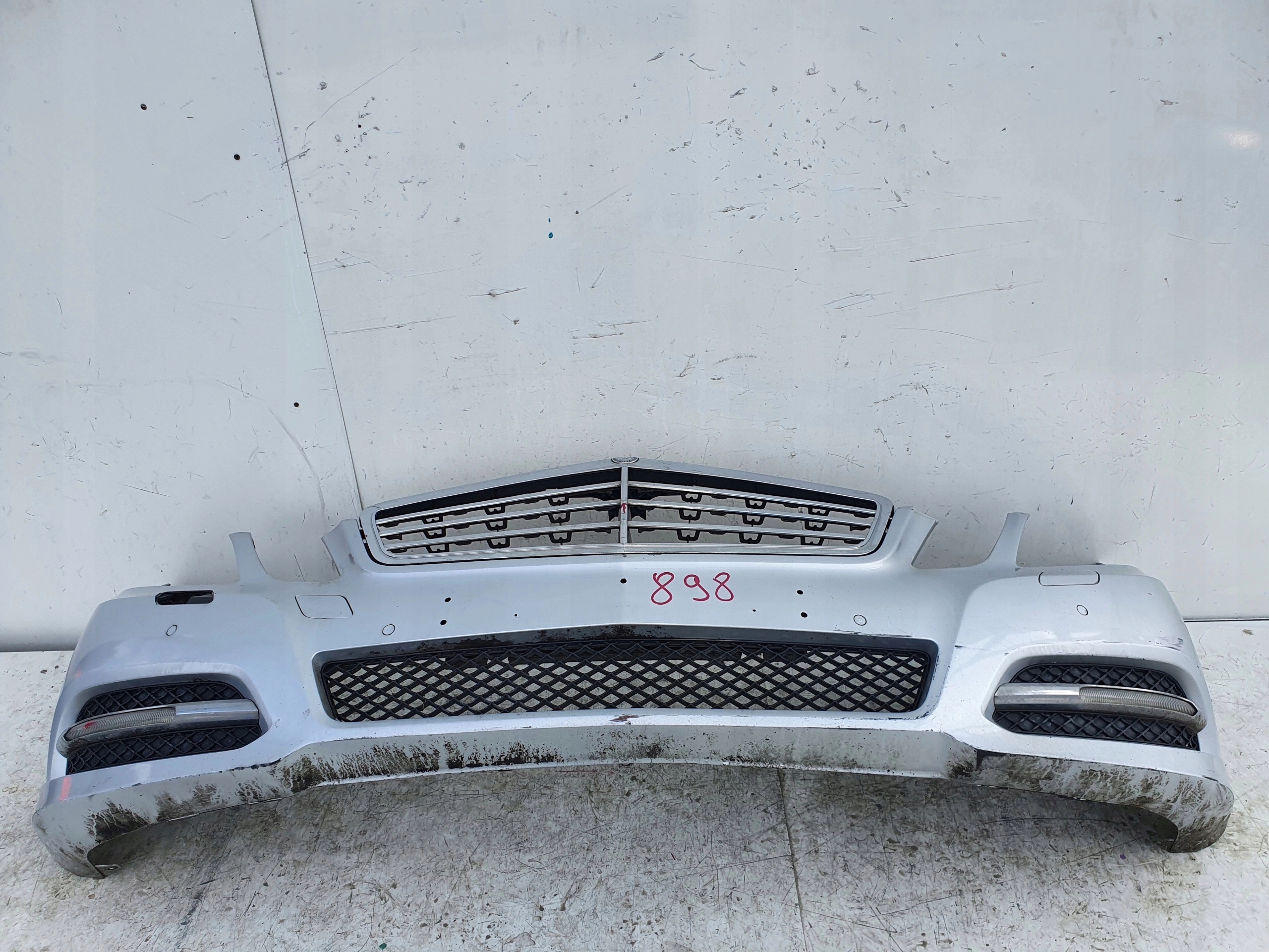 MERCEDES W212 E KLASA AVANTGARDE PREDNÝ NÁRAZNÍK