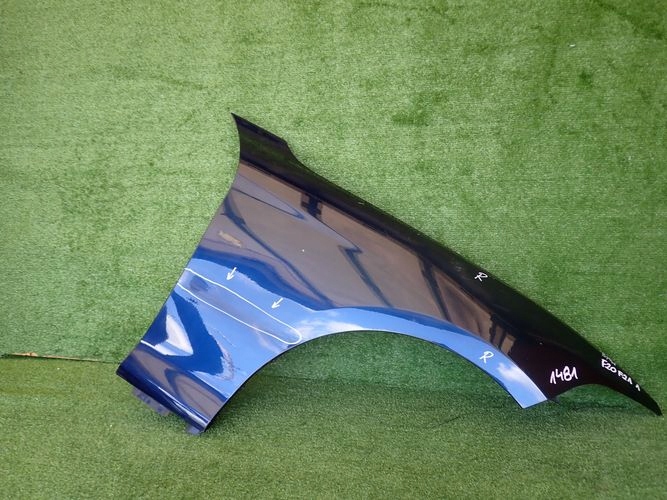 BMW F20 F21 1 PRAVY PREDNY BLATNIK