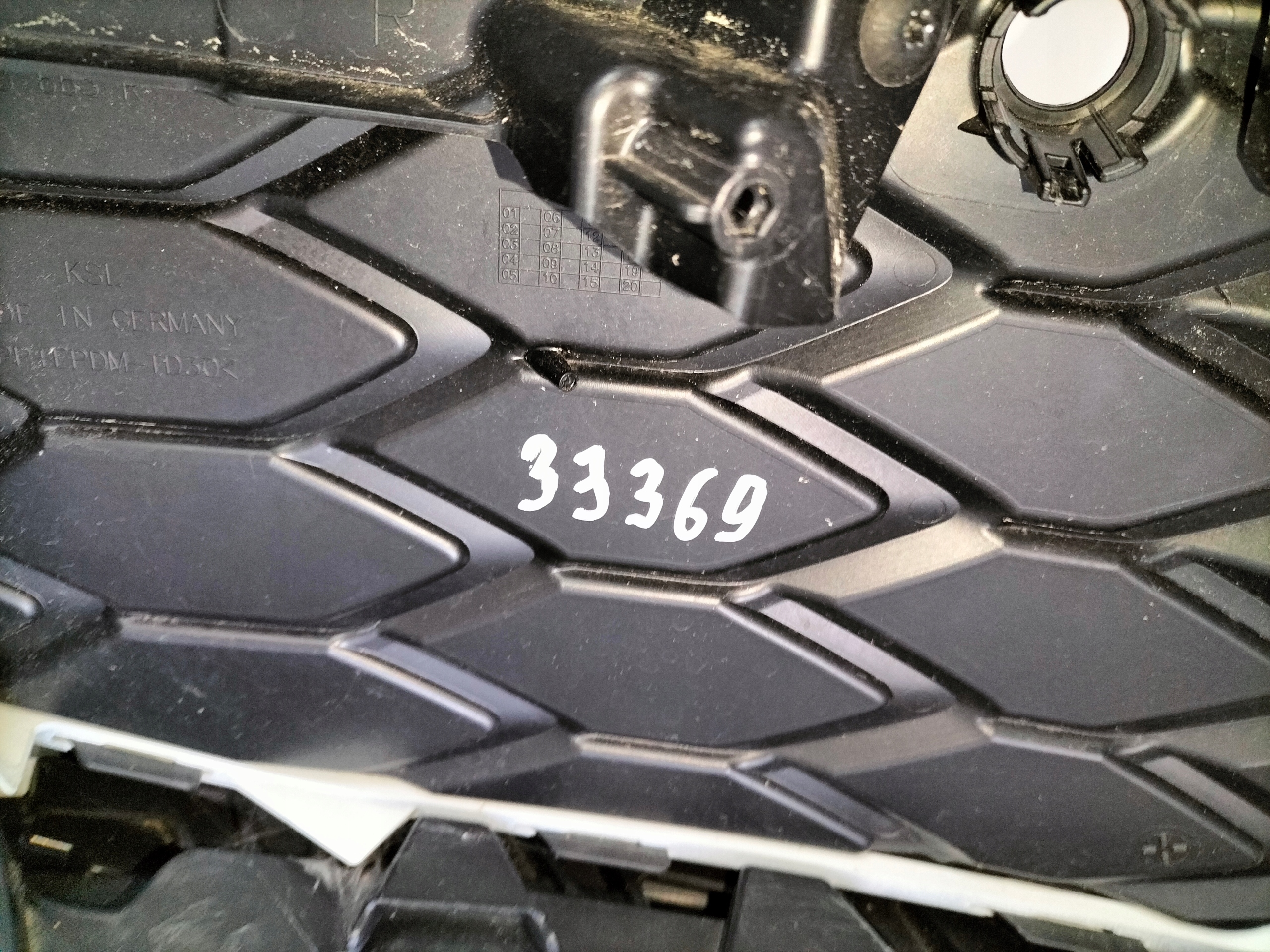 PREDNÝ NÁRAZNÍK VW GOLF 8 VIII LIFT 24- GTI