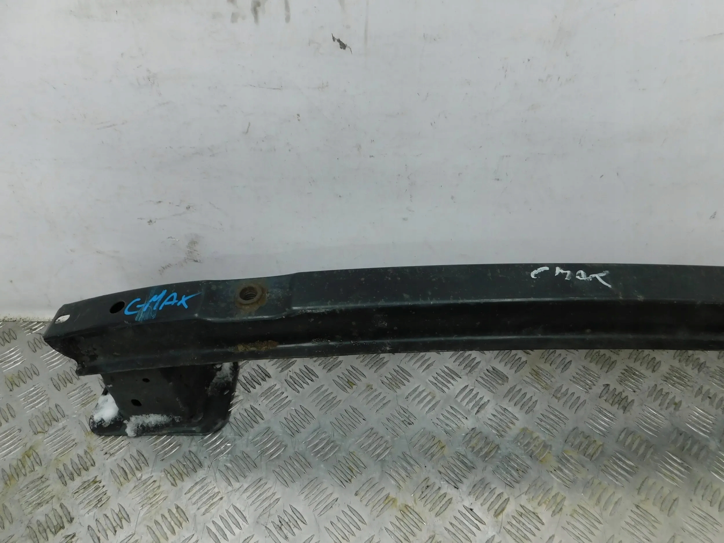 VÝSTUHA ZADNÉHO NÁRAZNÍKA FORD C MAX MK2 10-