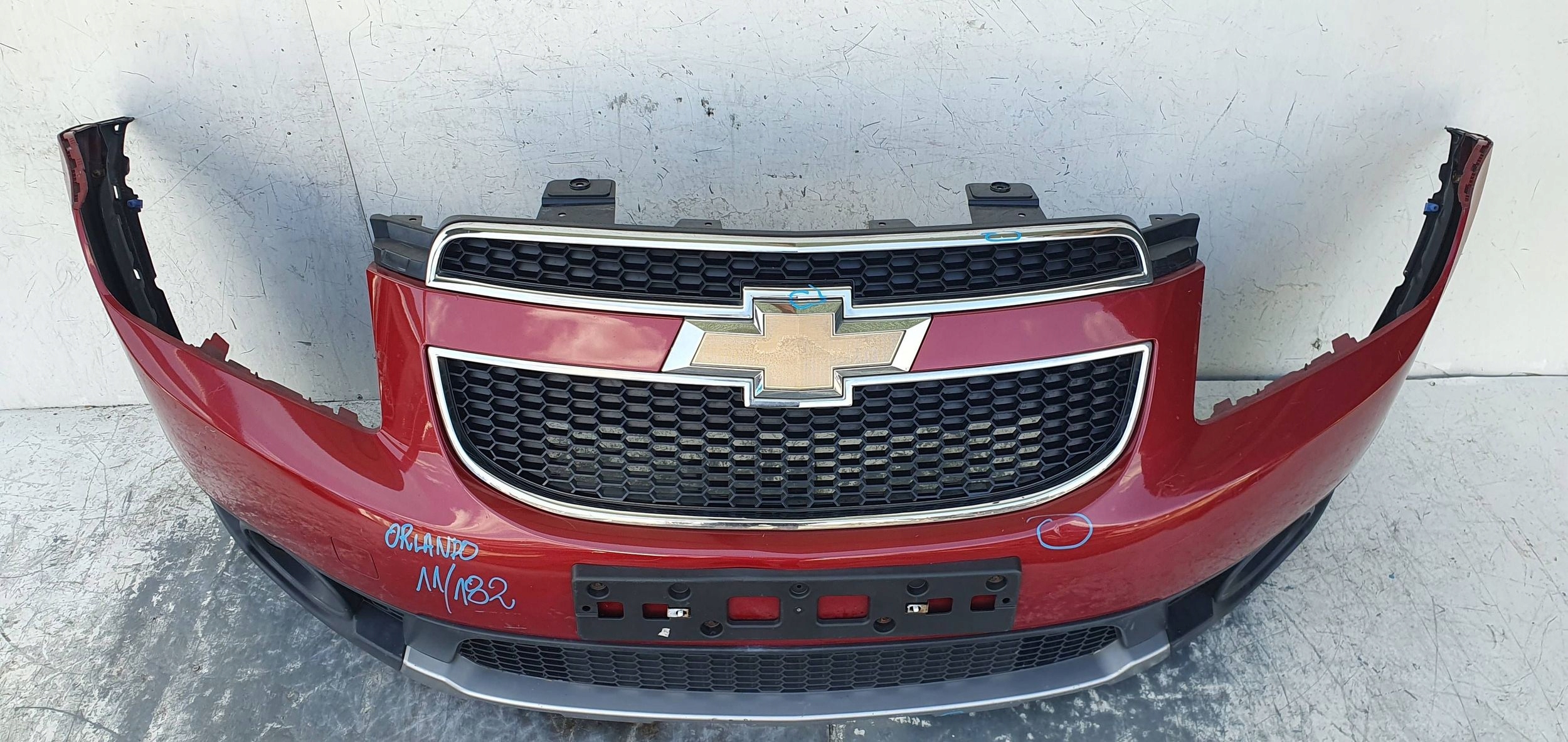 Chevrolet Orlando PREDNÝ NÁRAZNÍK 96895681