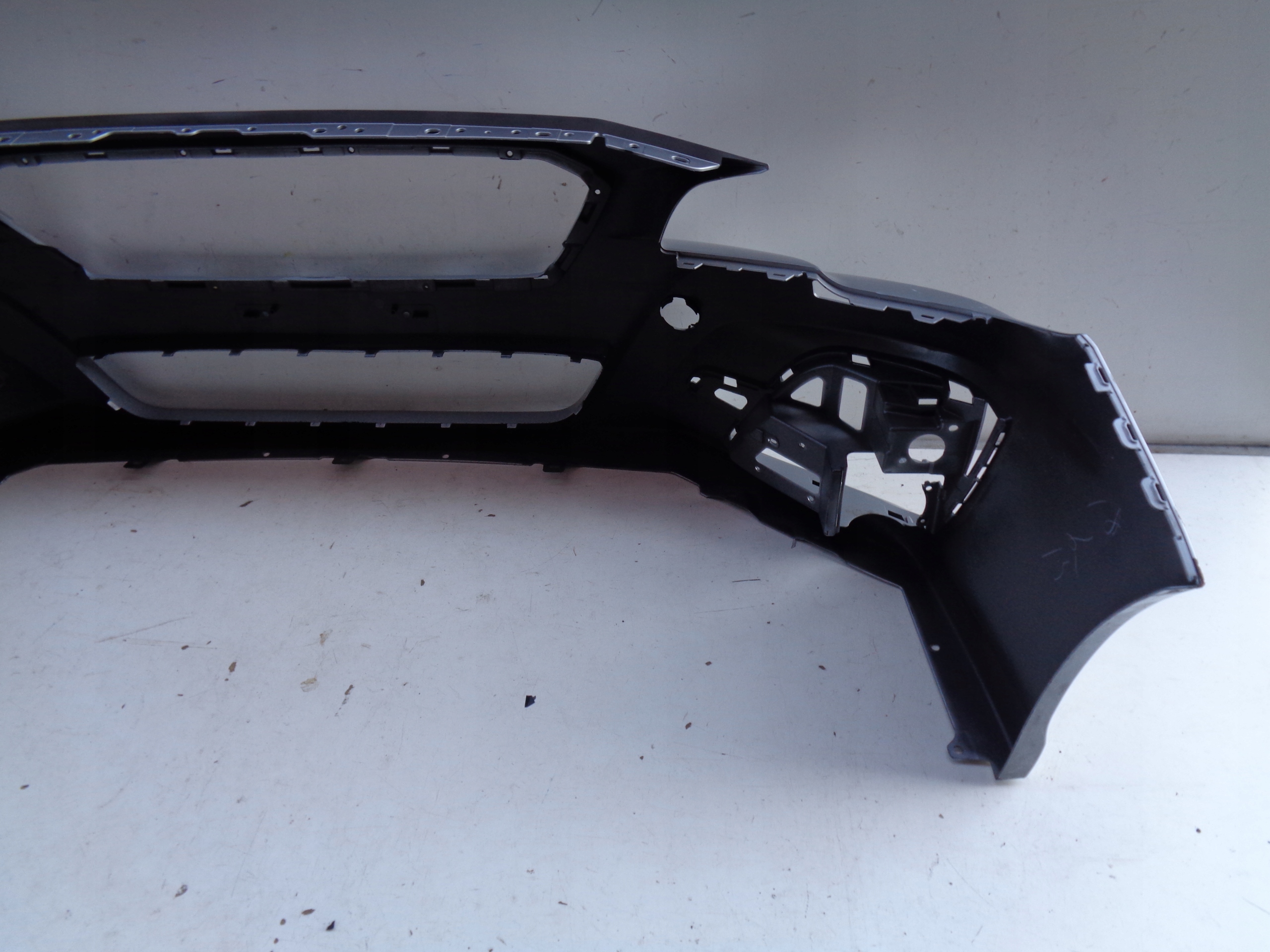 PREDNÝ NÁRAZNÍK SUBARU LEVORG 18- LIFT NR 36788
