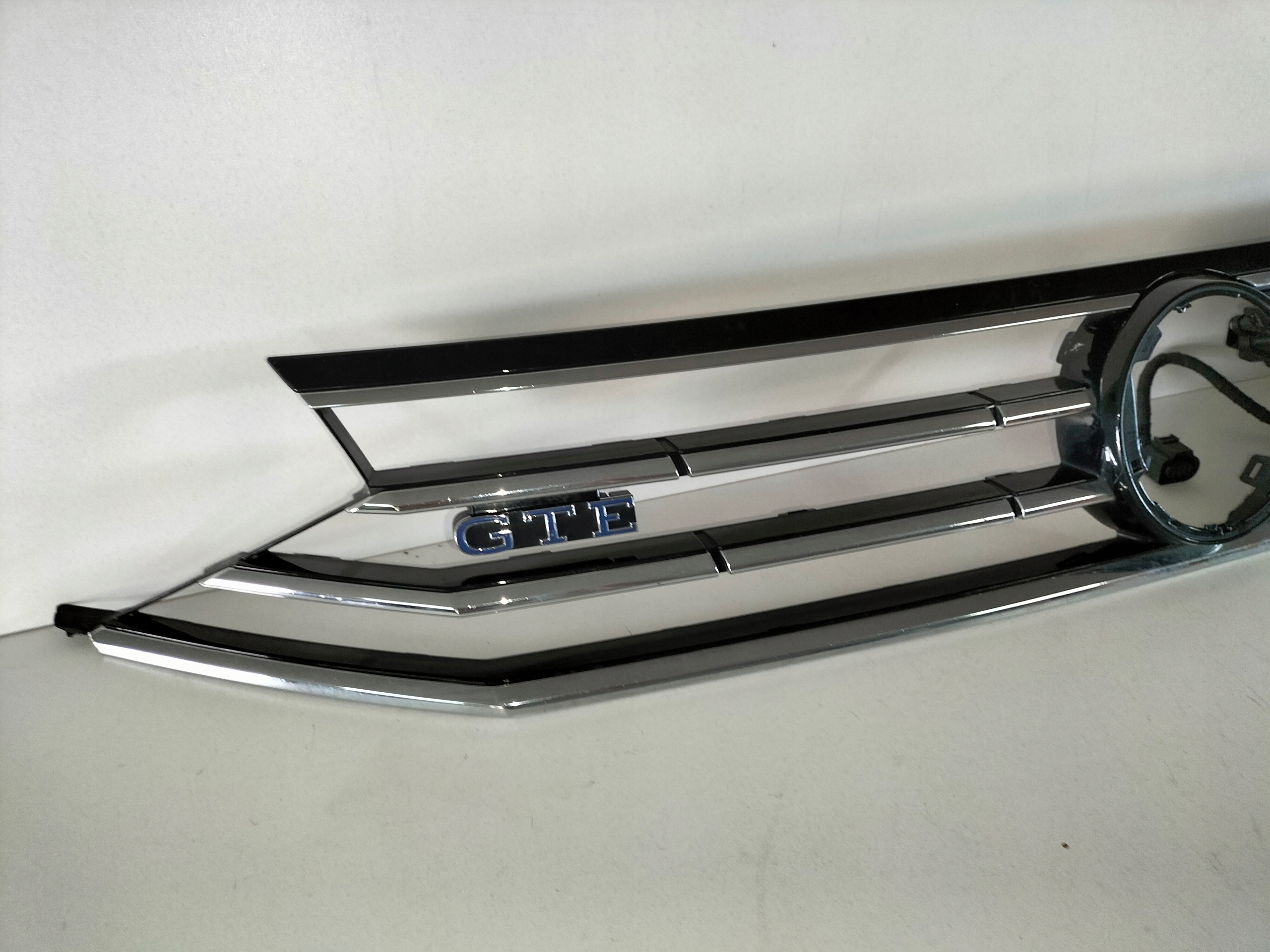 MRIEZKA LISTA VW PASSAT B8 LIFT 19- GTE