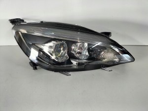 PRAVE PREDNE SVETLO PEUGEOT 308 II T9 LIFT 17-21 PRAVE PREDNE SVETLO PEUGEOT 308 II T9 LIFT 17-21