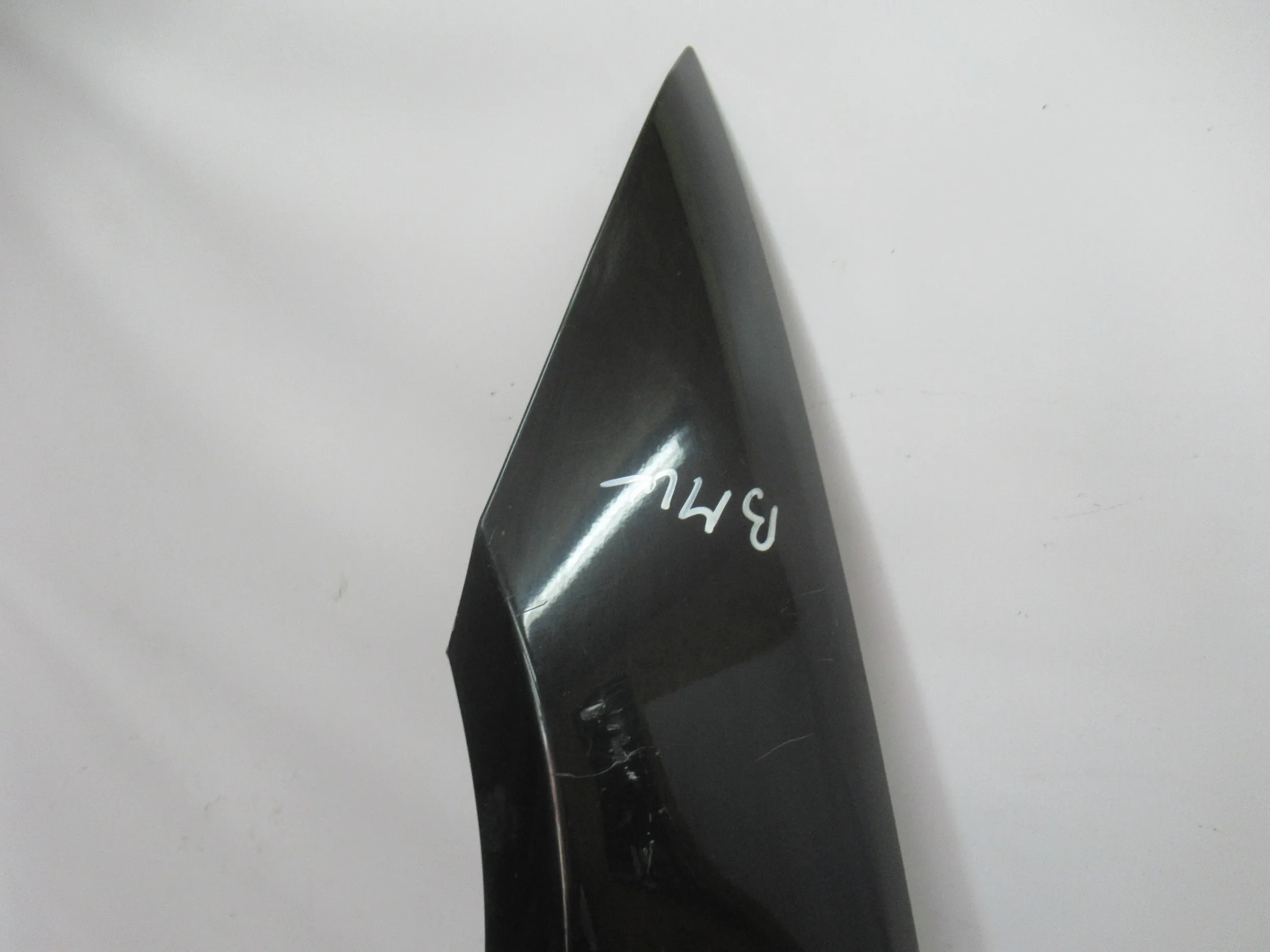 BLATNIK PREDNÝ LAVY BMW 3 E90