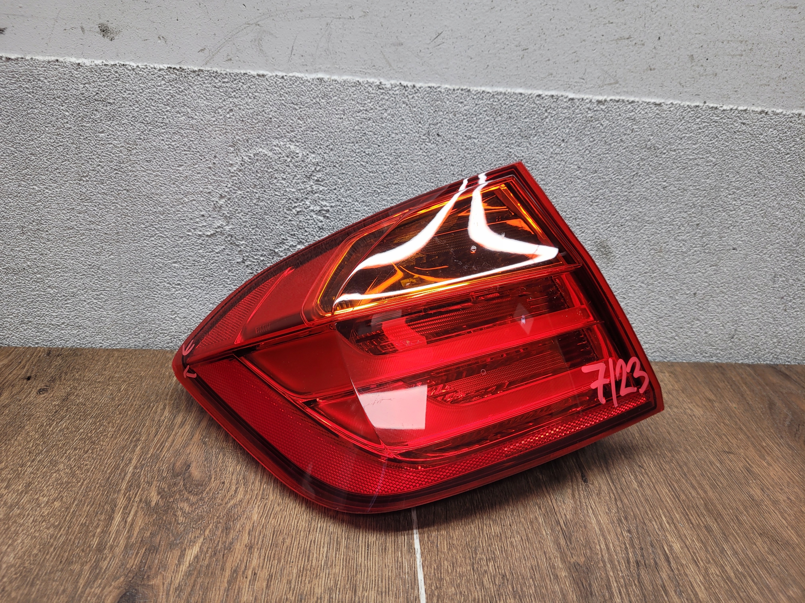 BMW 3 F30 7312845 LAVE ZADNE SVETLO