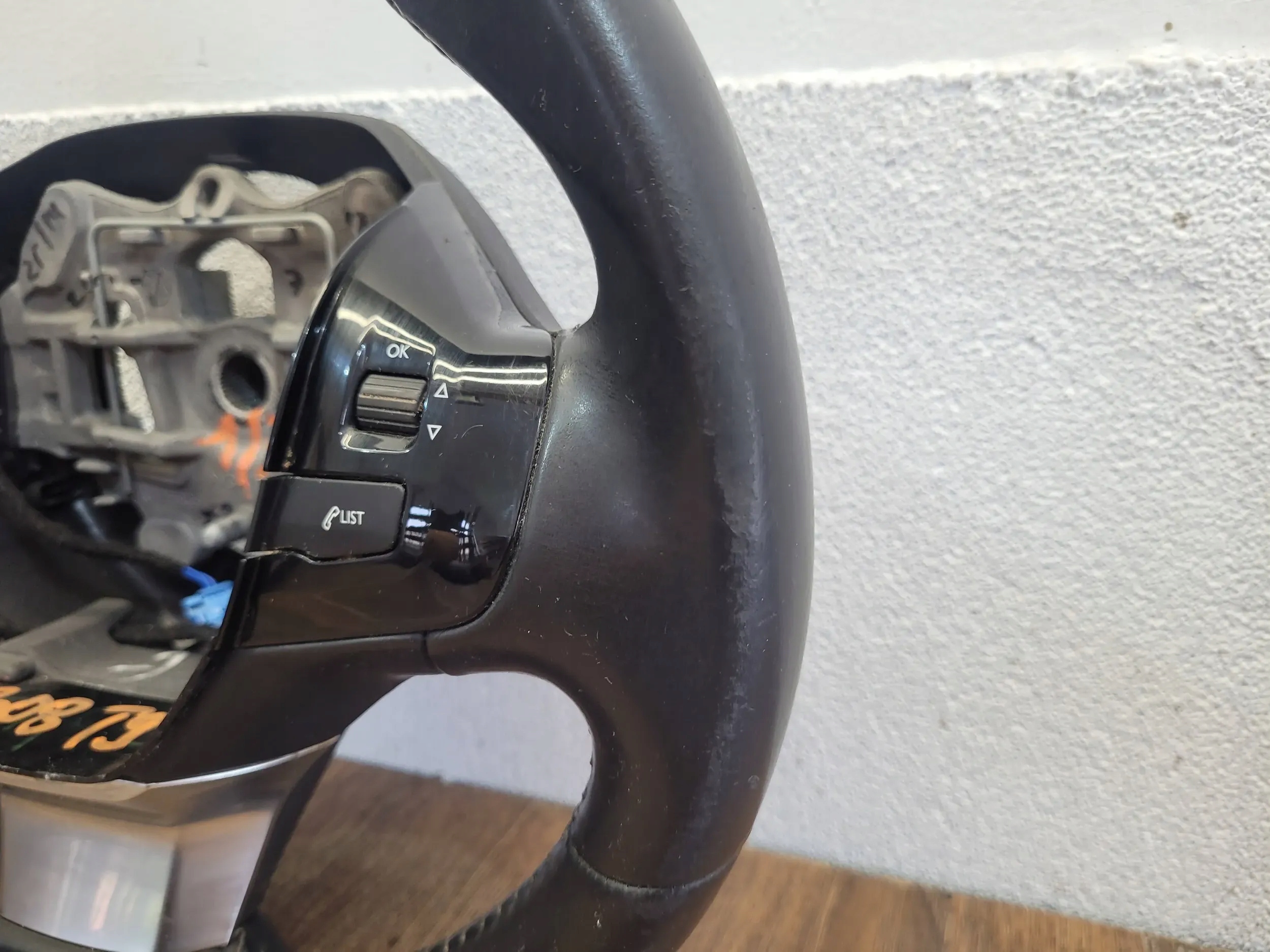 Peugeot 308 T9 208 2008 619138220C VOLANT