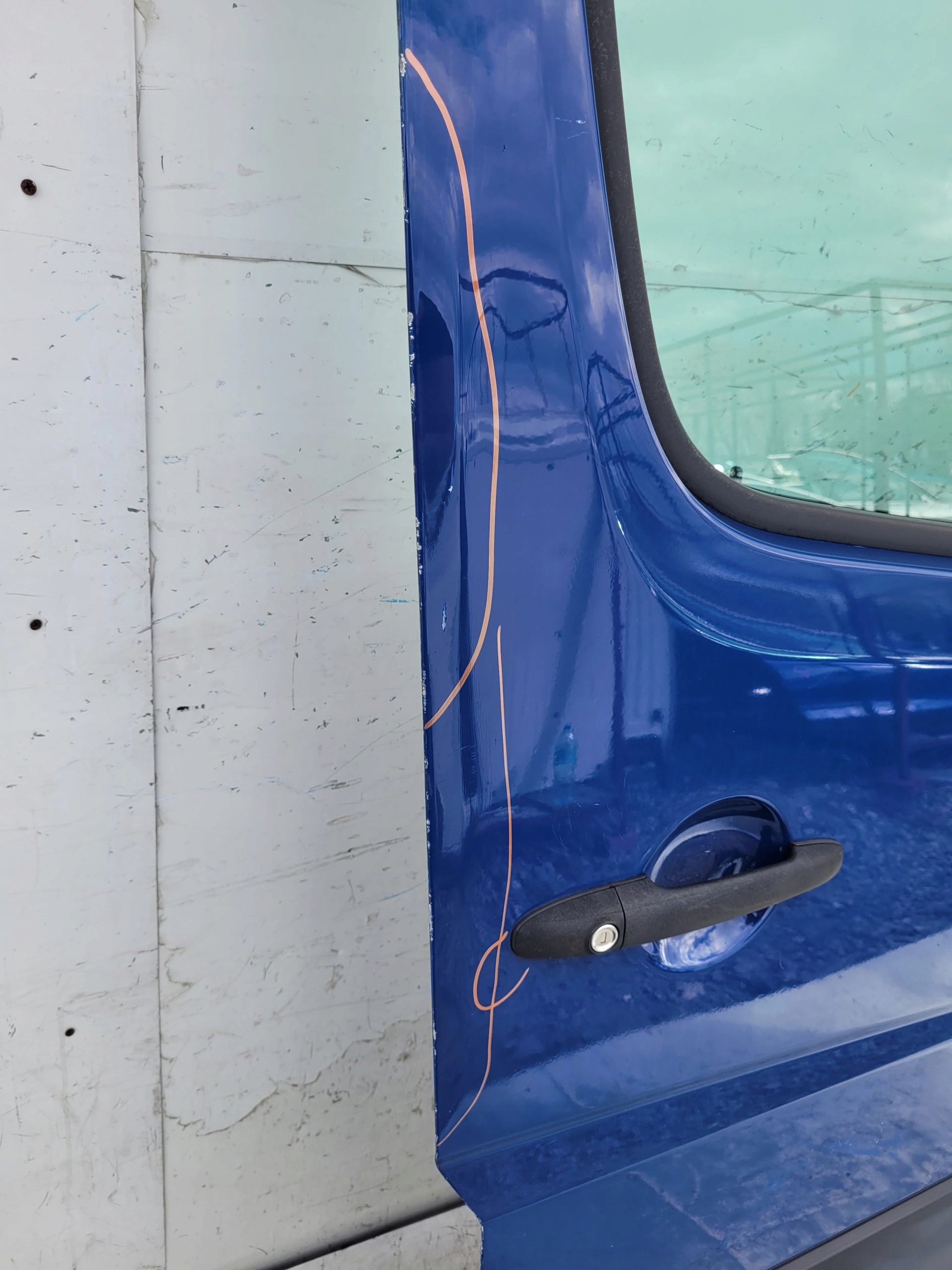 MERCEDES SPRINTER 906 CRAFTER DVERE PREDNÉ PRAVÉ