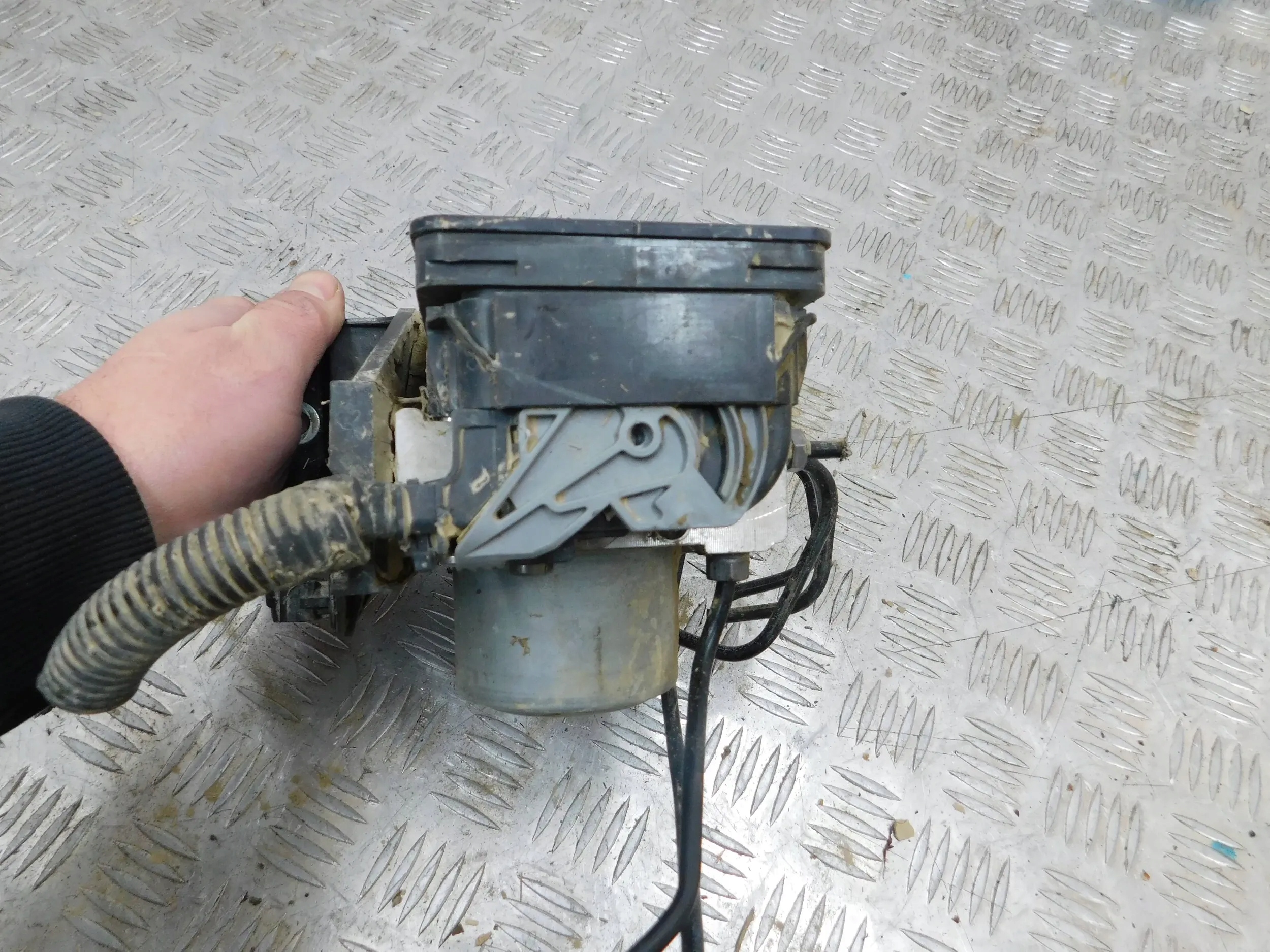 KOCKA ABS FIAT 500L 52063662