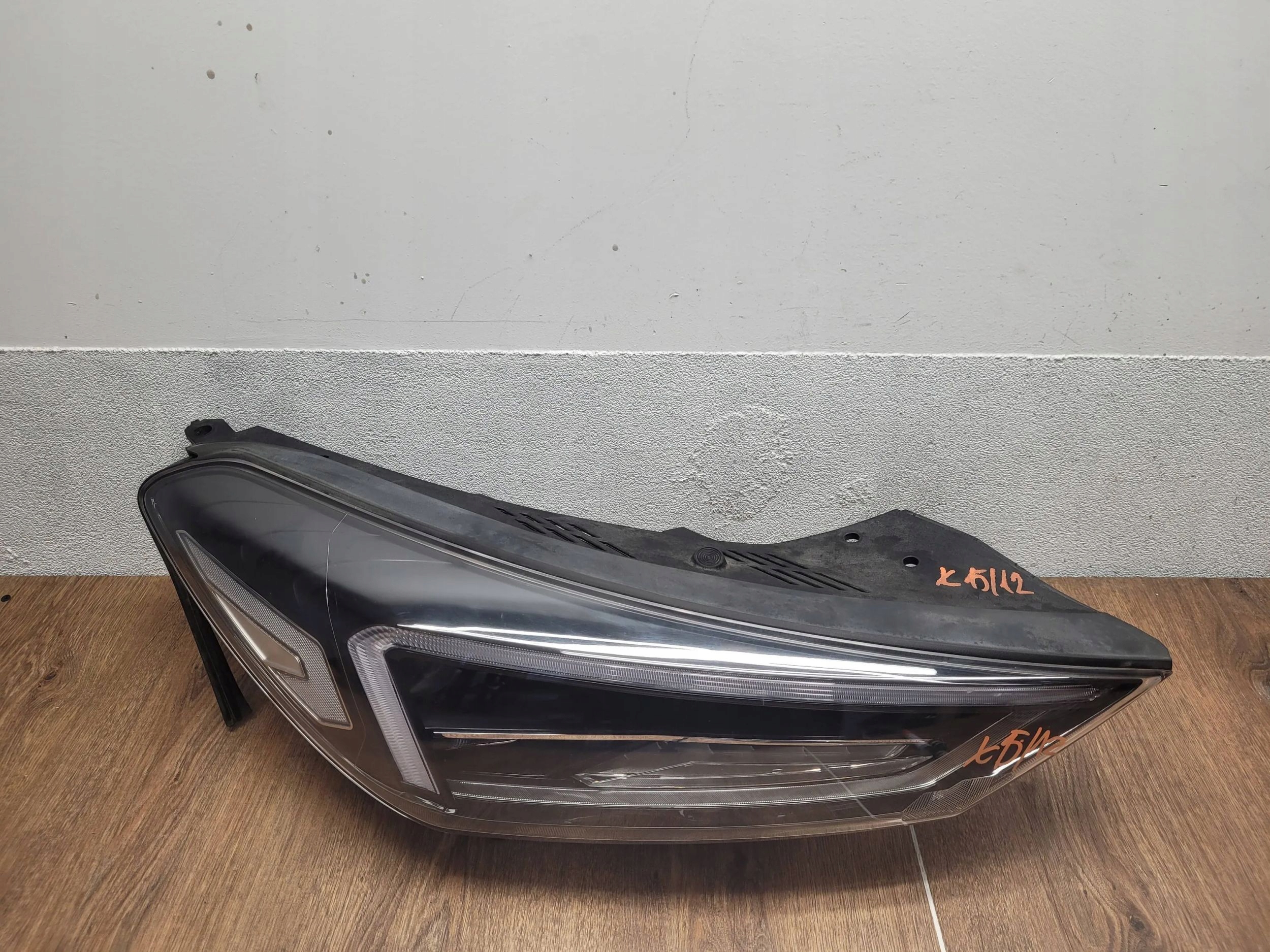 Hyundai Tucson 3 III full LED 92102D7700 PRAVÉ PREDNÉ SVETLO