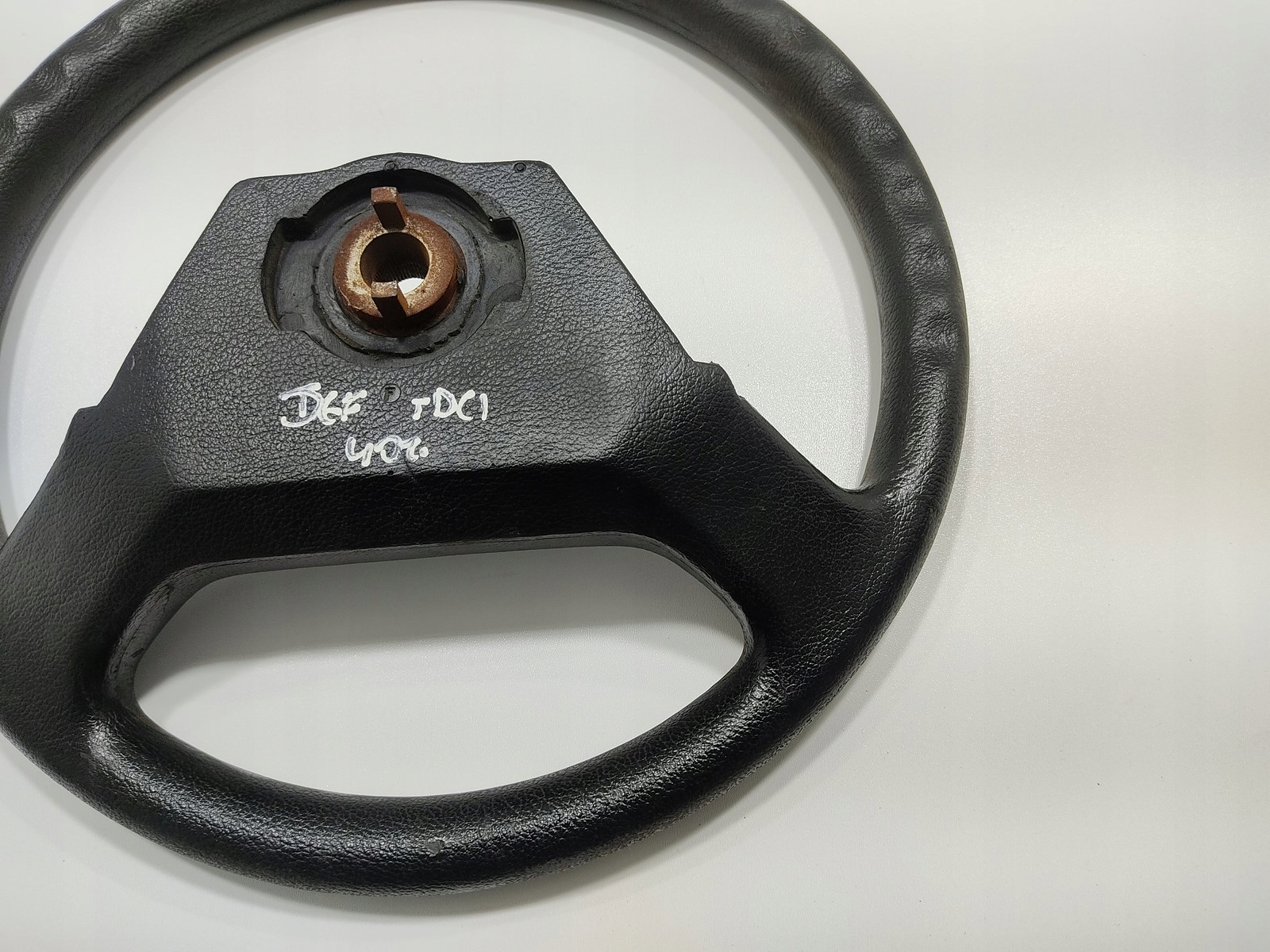 VOLANT LAND ROVER DEFENDER 2007-2014
