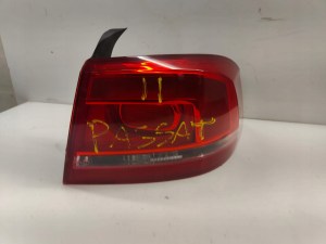 Volkswagen PASSAT b7 3ae945096c PRAVÉ ZADNÉ SVETLO SEDAN Volkswagen PASSAT b7 3ae945096c PRAVÉ ZADNÉ SVETLO SEDAN