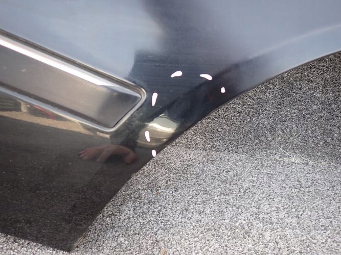 BMW E39 5 PRAVY PREDNY BLATNIK