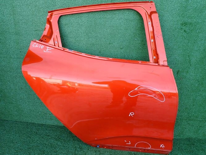 RENAULT CLIO V PRAVE ZADNE DVERE