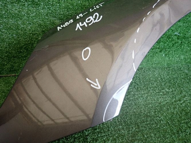 AUDI A4 B9 LIFT 19- ĽAVÝ PREDNÝ BLATNÍK