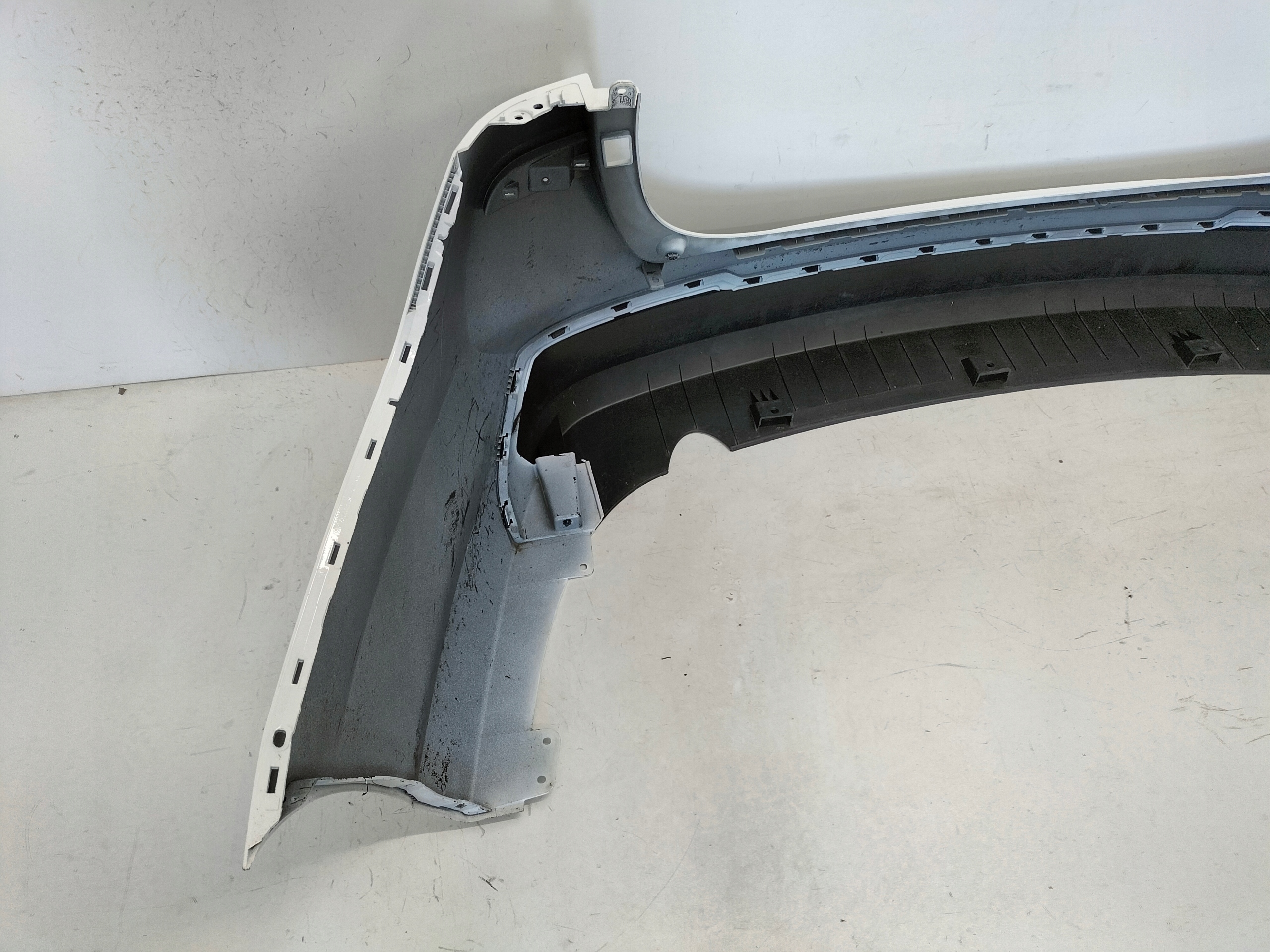 ZADNÝ NÁRAZNÍK HYUNDAI I30 III 17- KOMBI