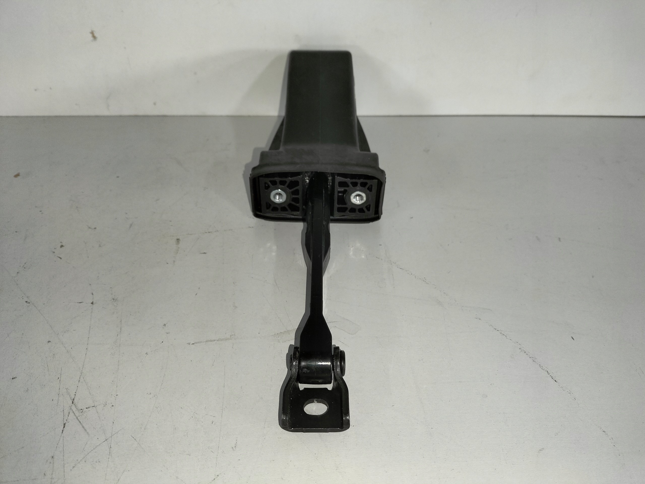 DORAZ PREDNYCH DVERI AUDI TT 8S0 14-