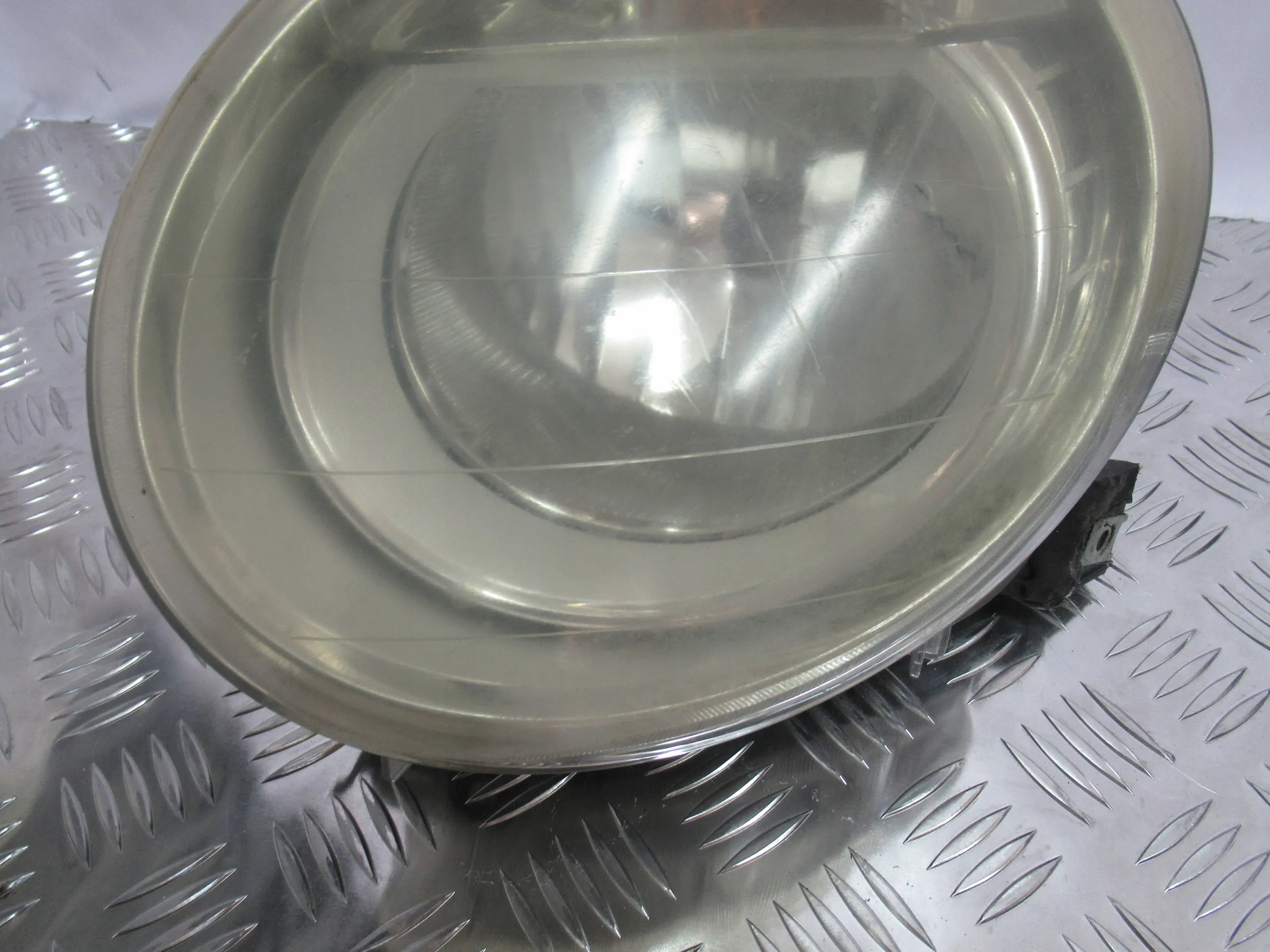 LAVE PREDNE SVETLO FIAT 500 07-