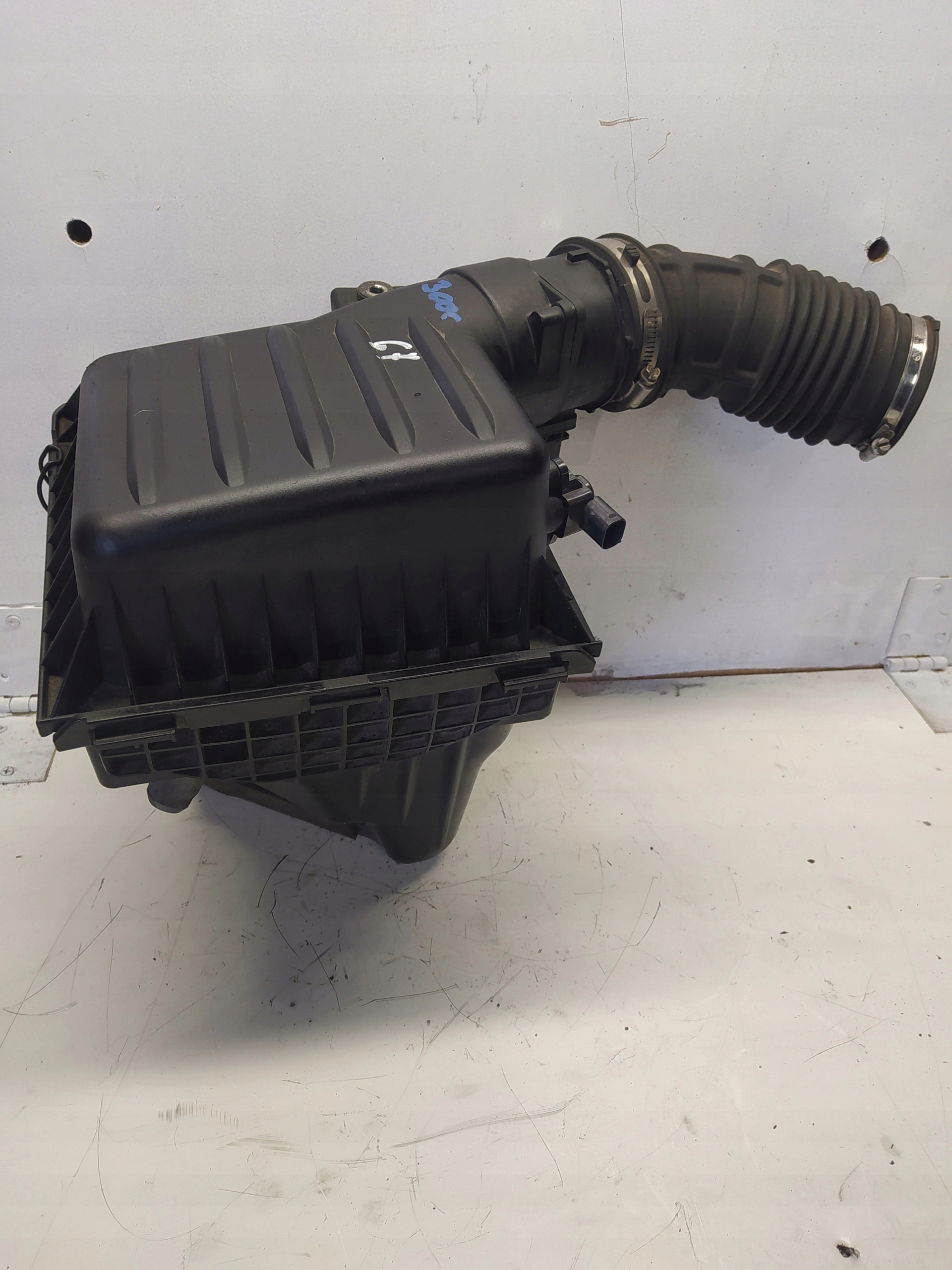 CHRYSLER 300C 3.0 CRD OBAL FILTERA 05281522AB