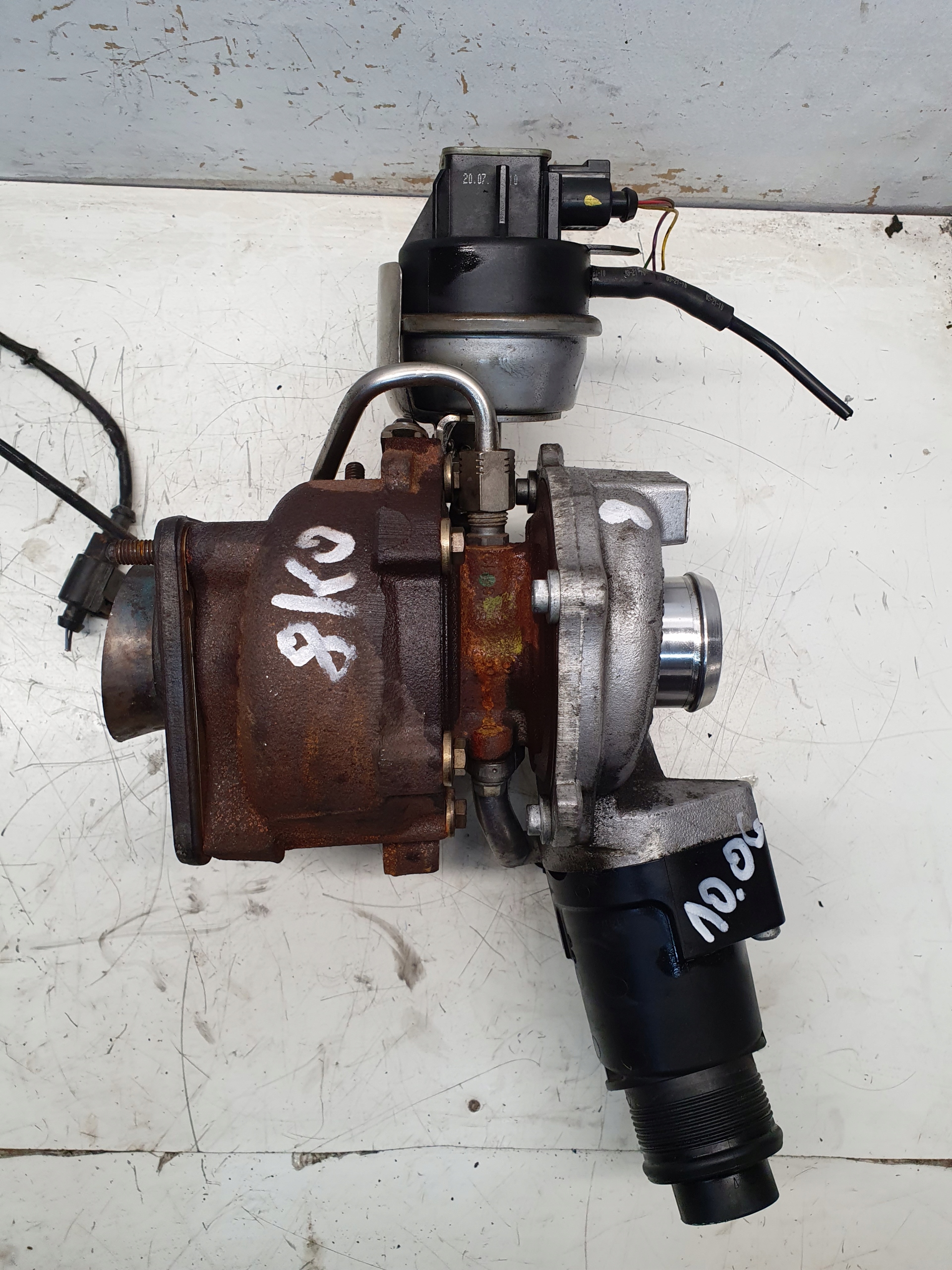 AUDI A4 B8 2.0 TDI TURBO 03L145701D