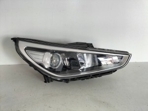 PRAVE PREDNE SVETLO HYUNDAI I30 III 17- PRAVE PREDNE SVETLO HYUNDAI I30 III 17-
