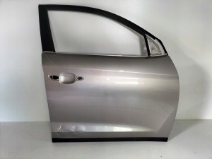 PRAVE PREDNE DVERE HYUNDAI TUCSON III 15-18 PRAVE PREDNE DVERE HYUNDAI TUCSON III 15-18