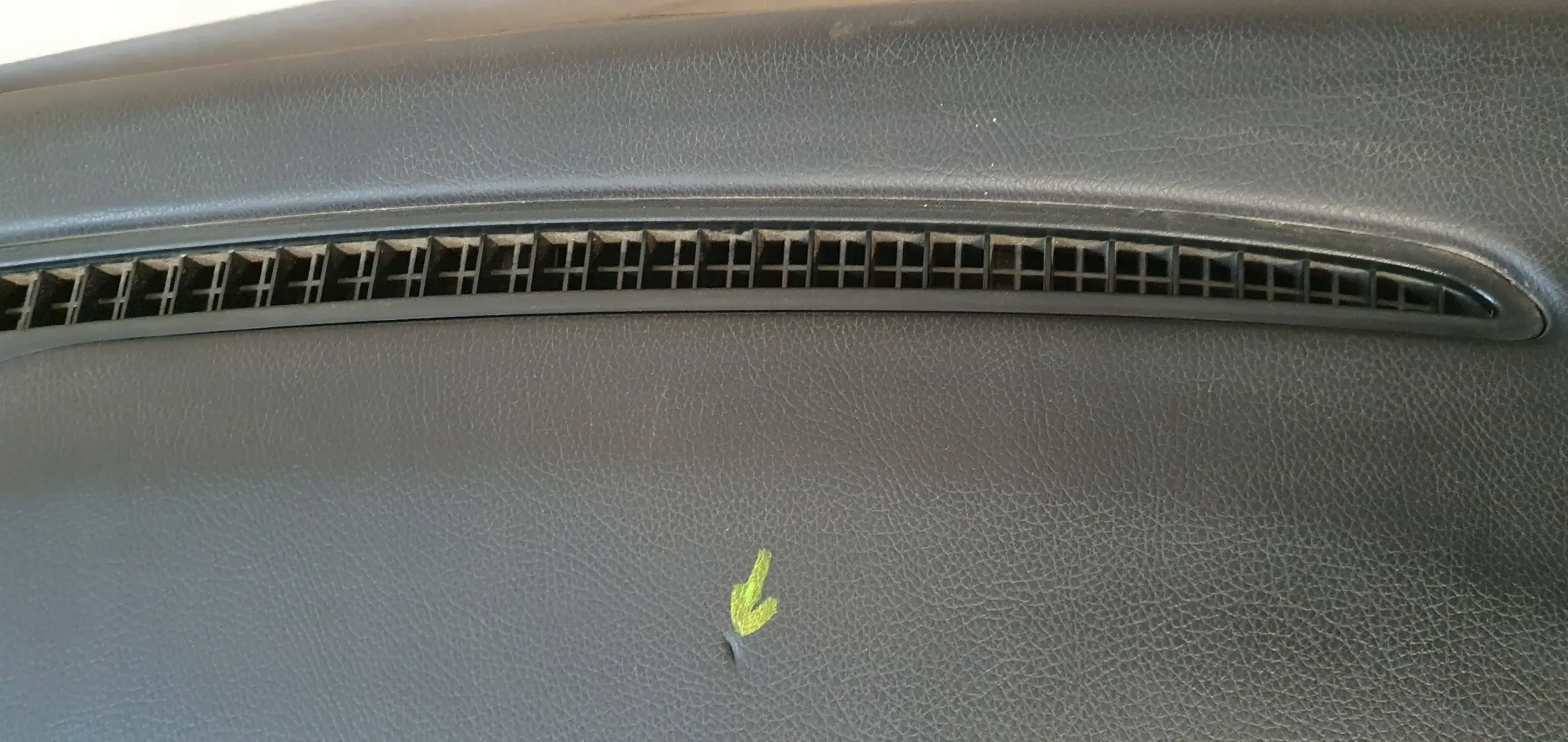 MERCEDES-Benz GLA W156 PALUBNA DOSKA PRISTROJOVA DOSKA