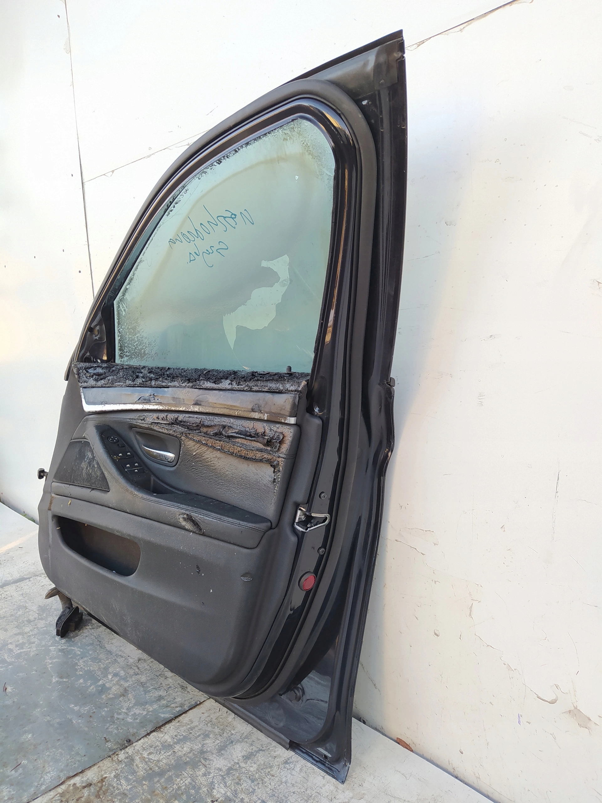 BMW 5 F10 F11 DVERE PREDNÉ PRAVÉ