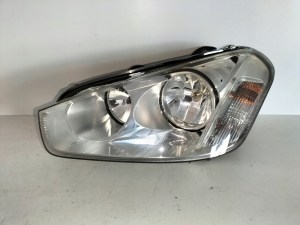 LAVE PREDNE SVETLO FORD C-MAX LIFT 07-10 LAVE PREDNE SVETLO FORD C-MAX LIFT 07-10