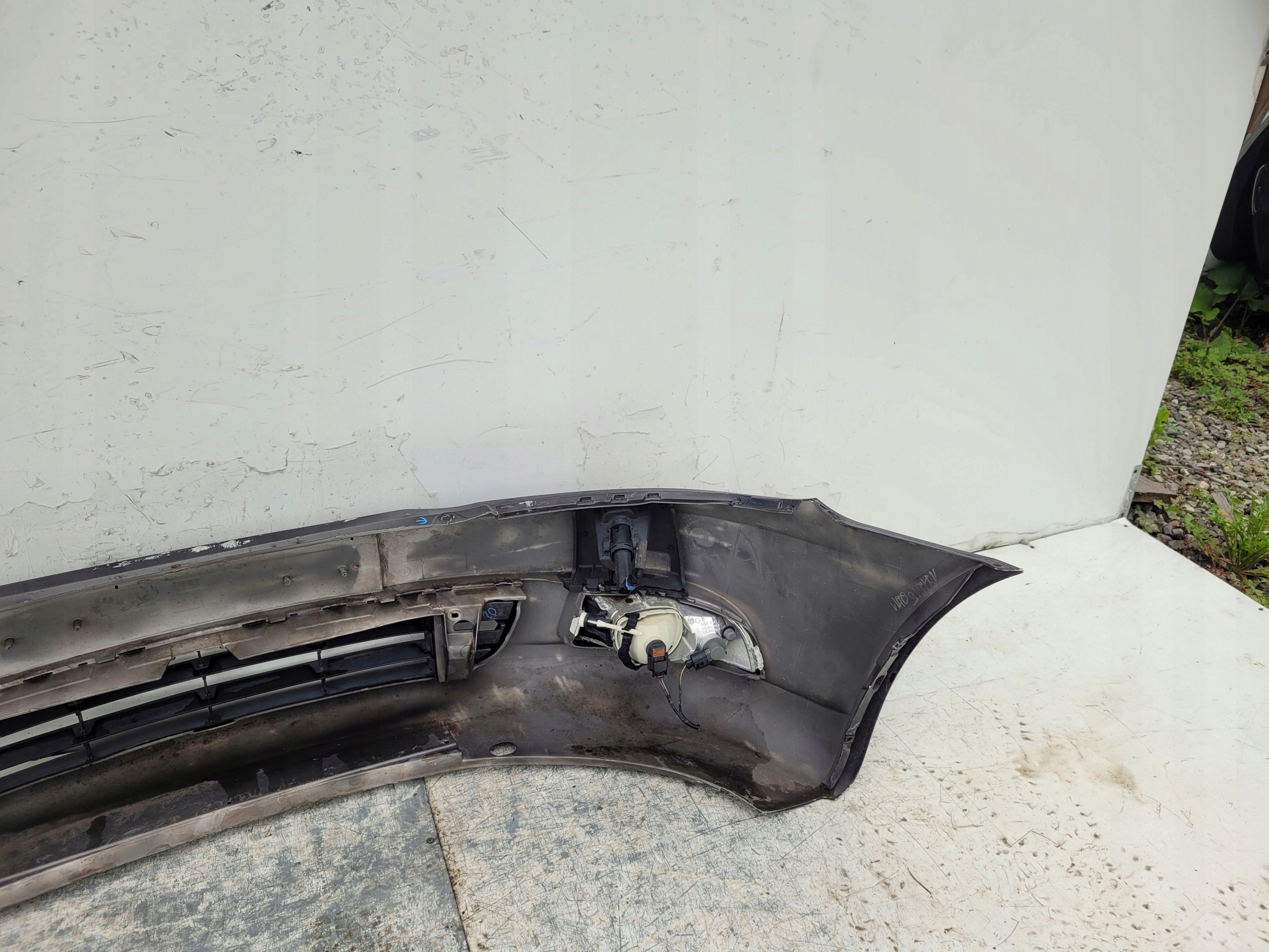 SKODA OCTAVIA II XENON LIFT PREDNÝ NÁRAZNÍK