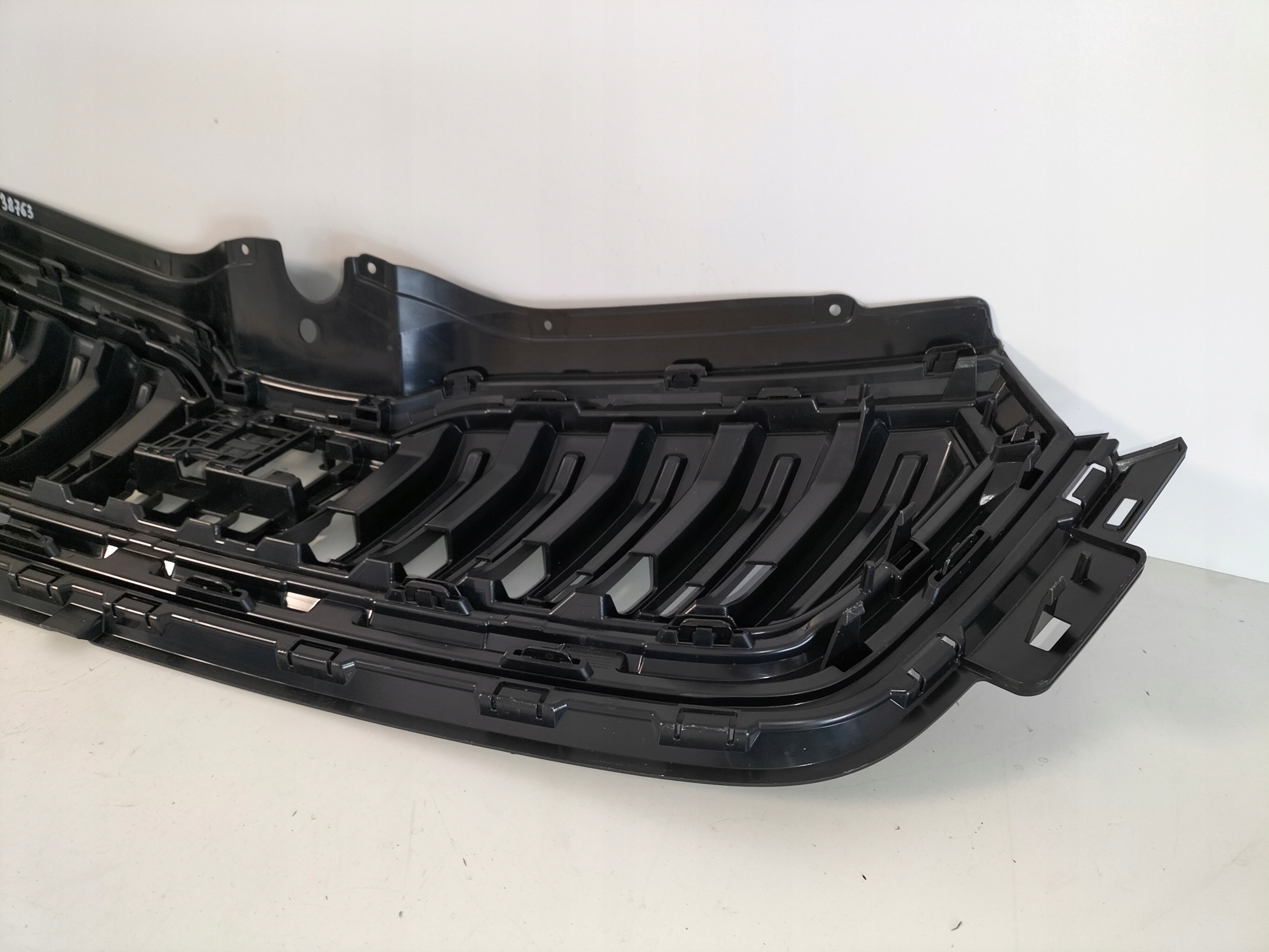 MRIEZKA LISTA SKODA KAMIQ 19-