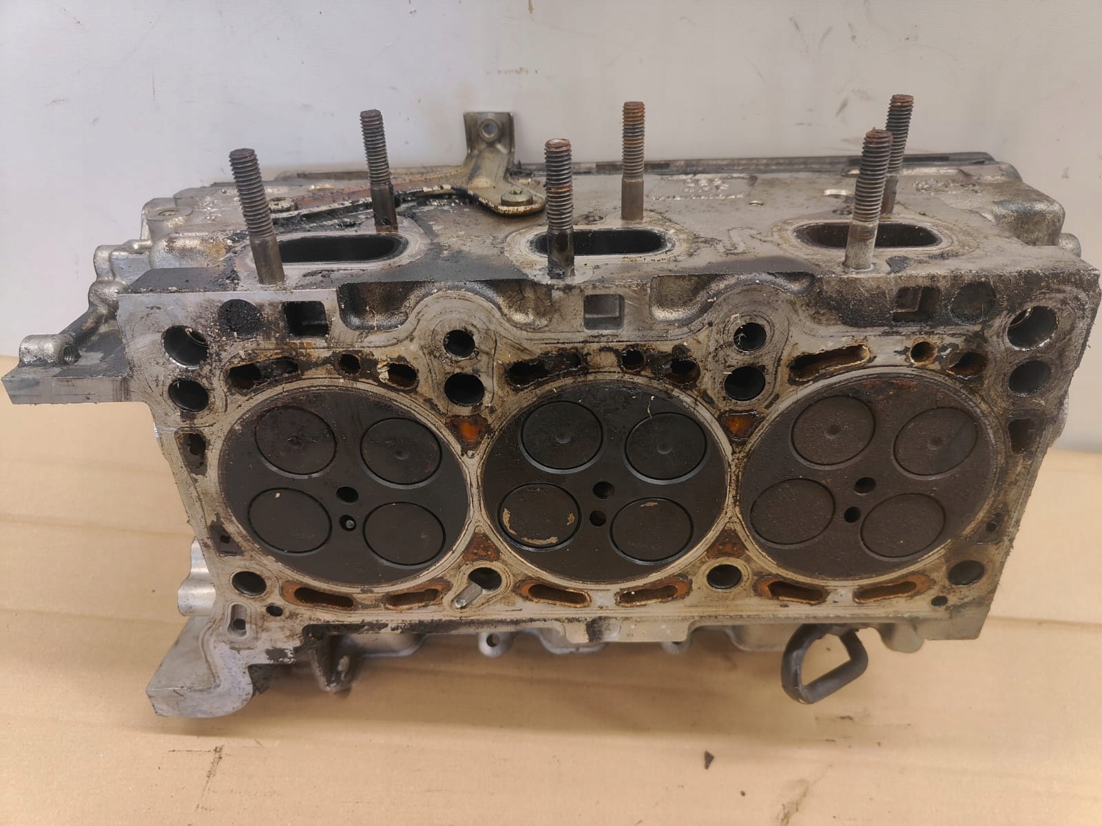 Audi 2.7 tdi 3.0 tdi HLAVA MOTORA 0593AF