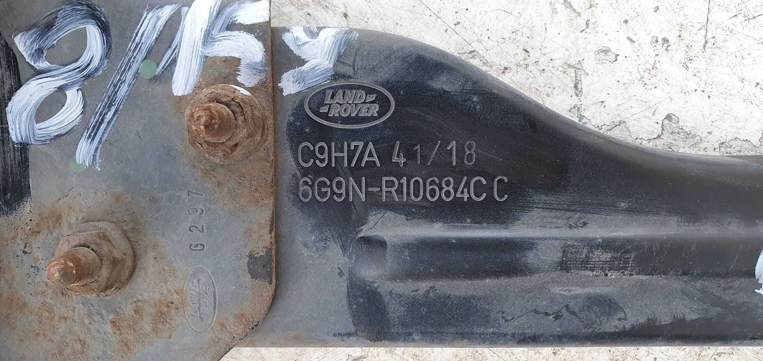 Land Rover Discovery Sport L550 6G9N-R10684CC SPODNA VYSTUHA