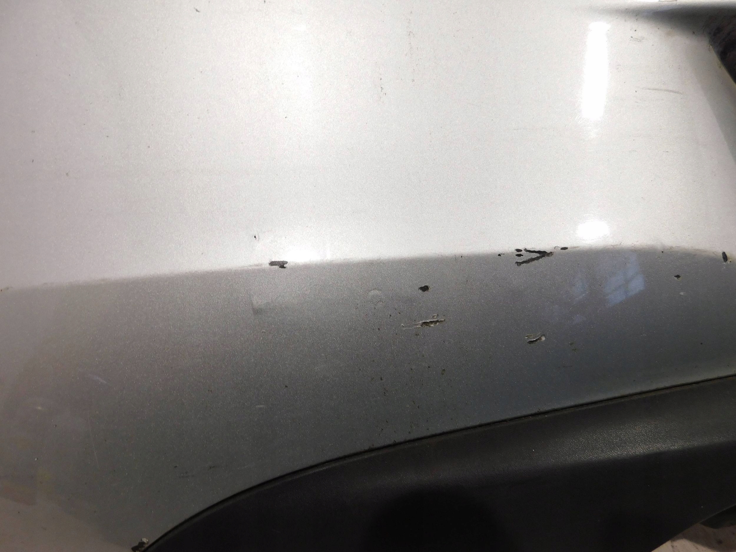 ZADNÝ NÁRAZNÍK OPEL CORSA E