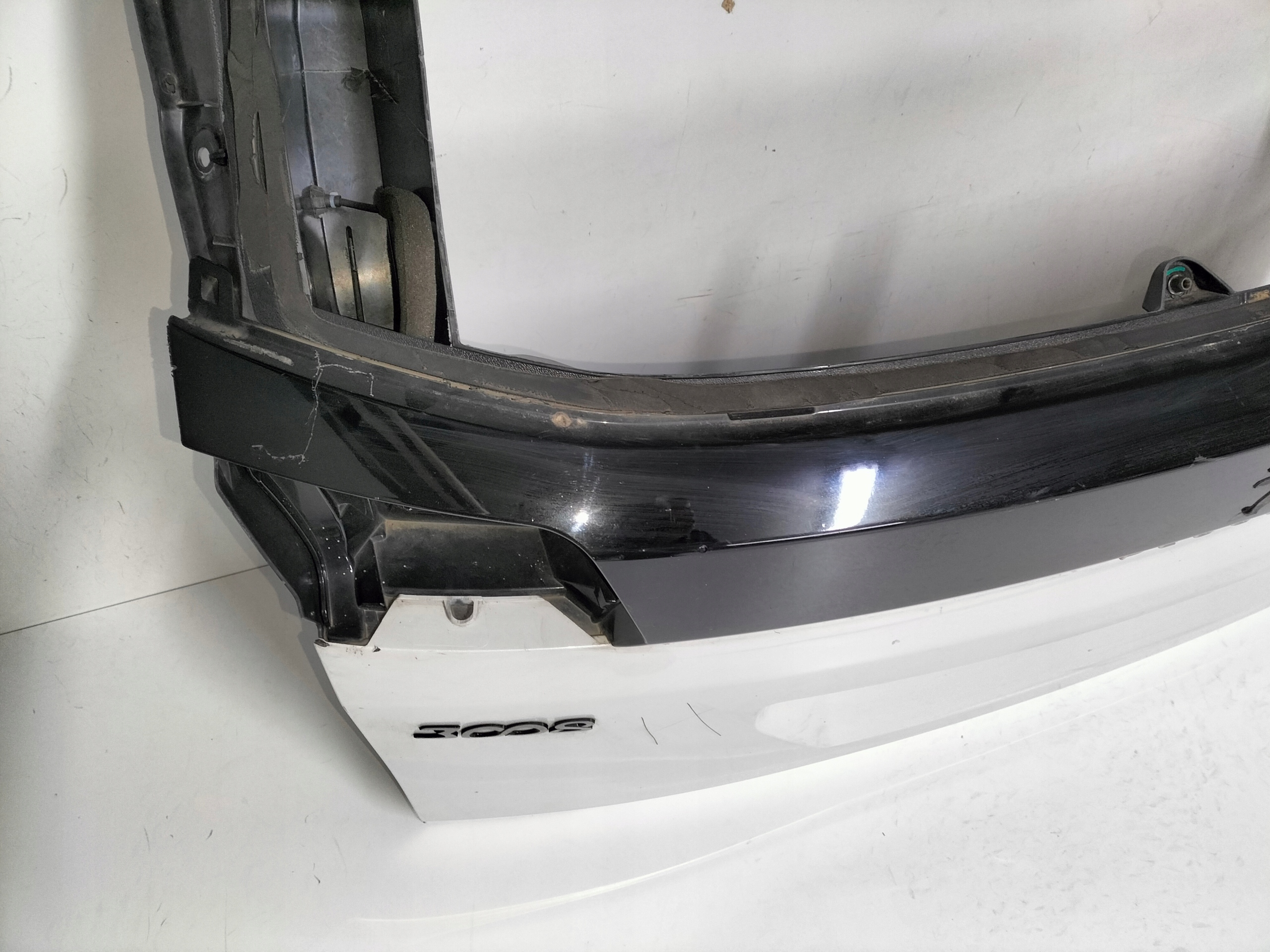ZADNÁ KAPOTA PEUGEOT 3008 II 16-