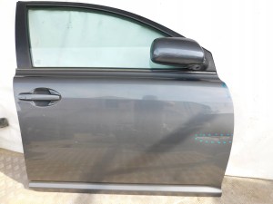 PRAVE PREDNE DVERE TOYOTA AVENSIS T25 PRAVE PREDNE DVERE TOYOTA AVENSIS T25