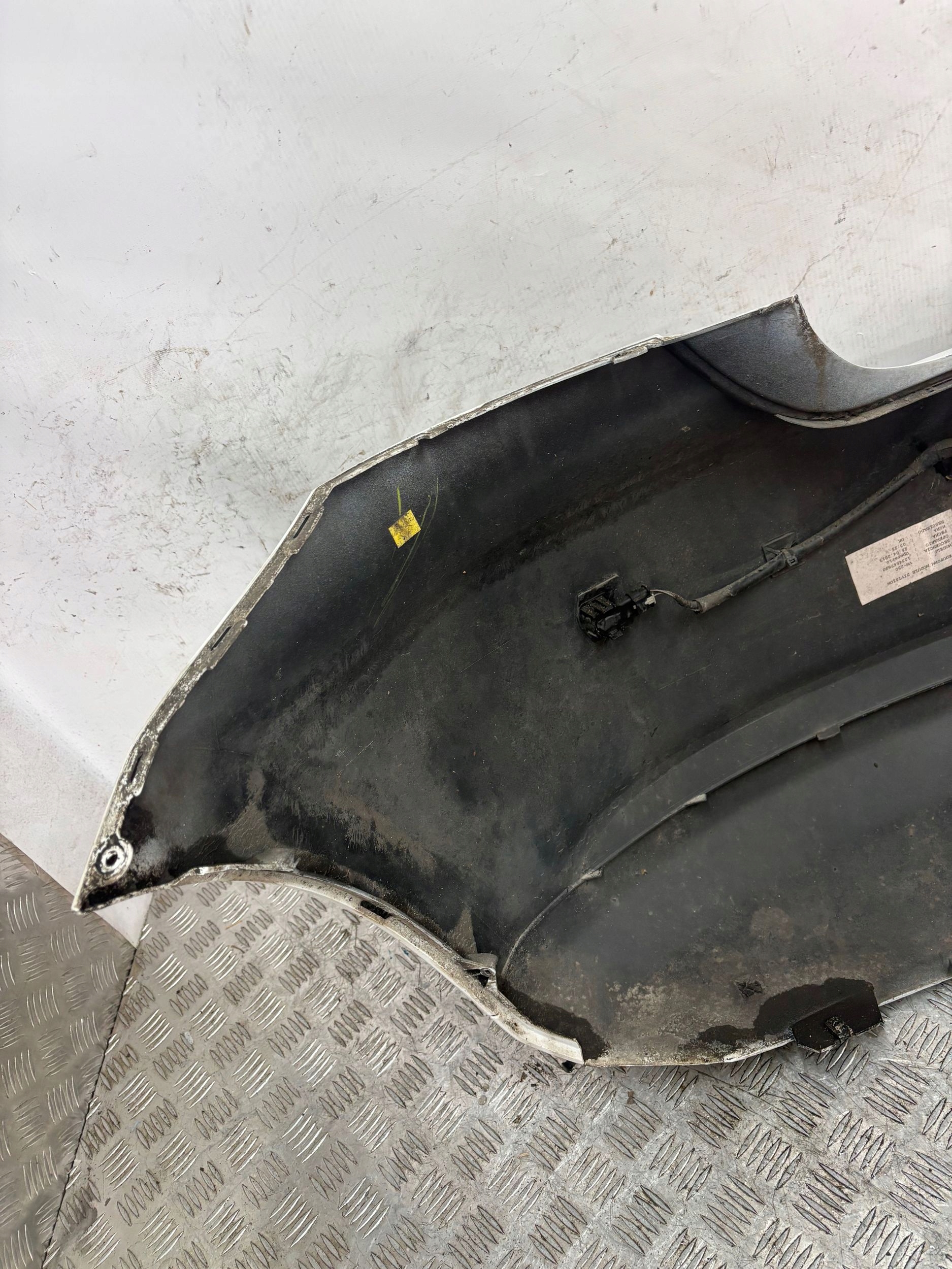 ZADNÝ NÁRAZNÍK VW POLO 6R PDC 09-