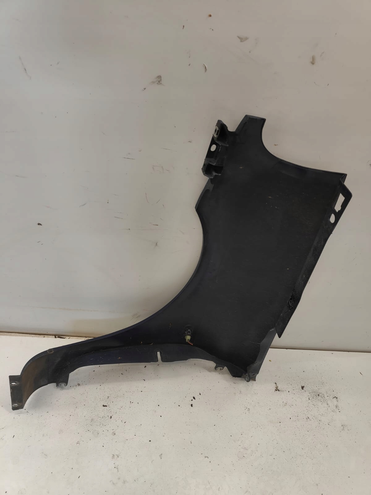 Renault clio I 98-01 PRAVY PREDNY BLATNIK MODRY