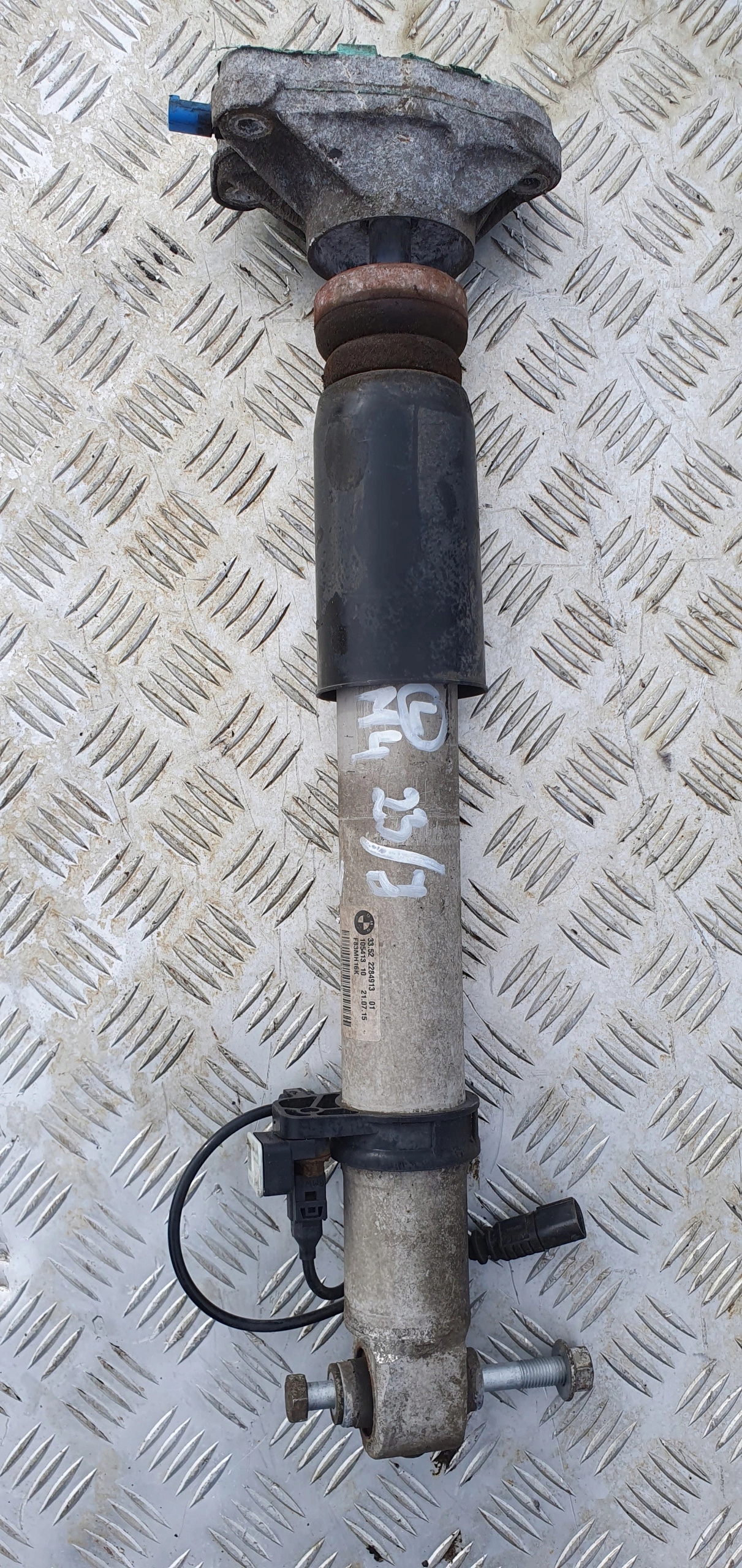 BMW M3 M4 F80 F82 ĽAVÝ ZADNÝ TLMIC 2284913