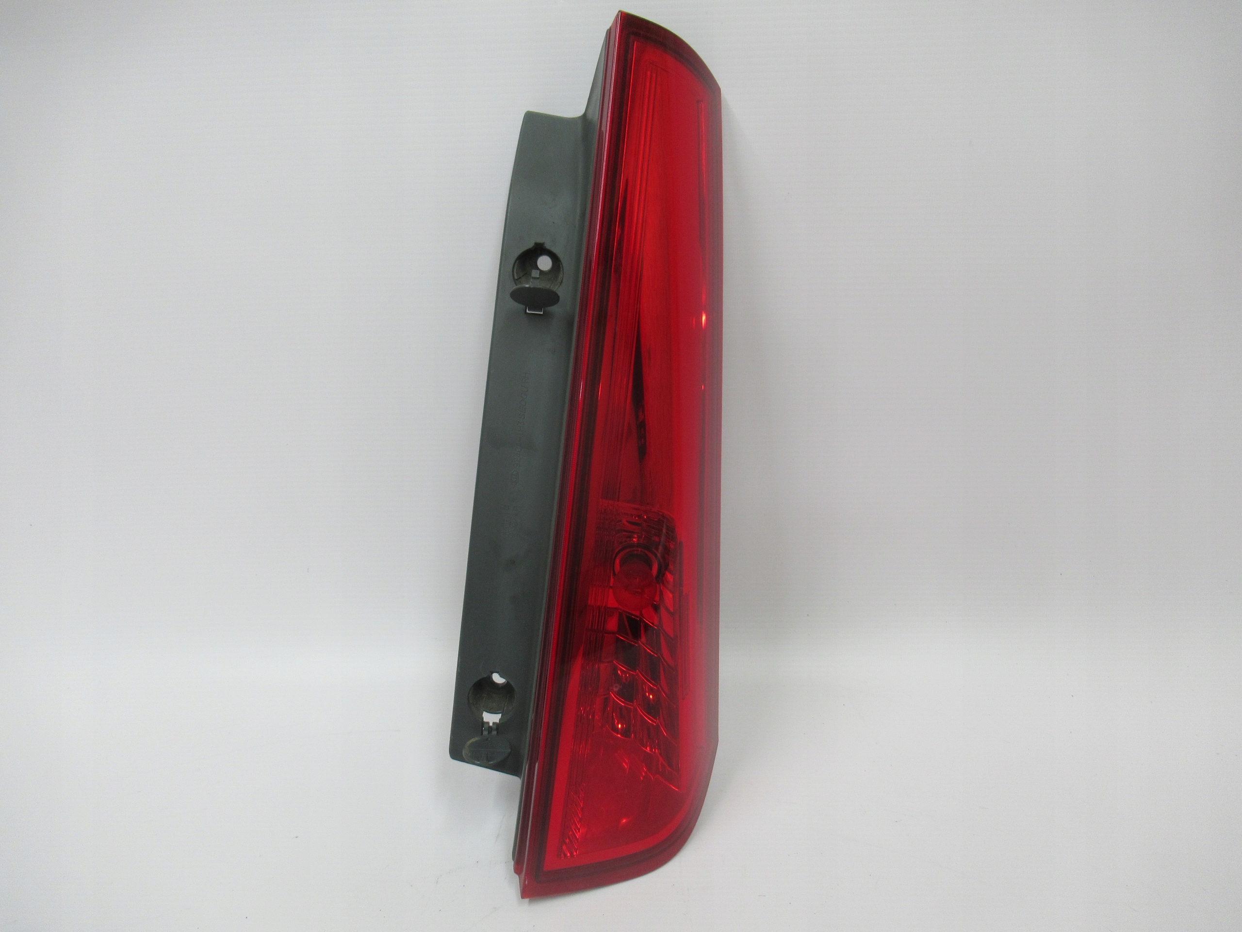 PRAVE ZADNE SVETLO VRCHNÁ KIA CEED I KOMBI