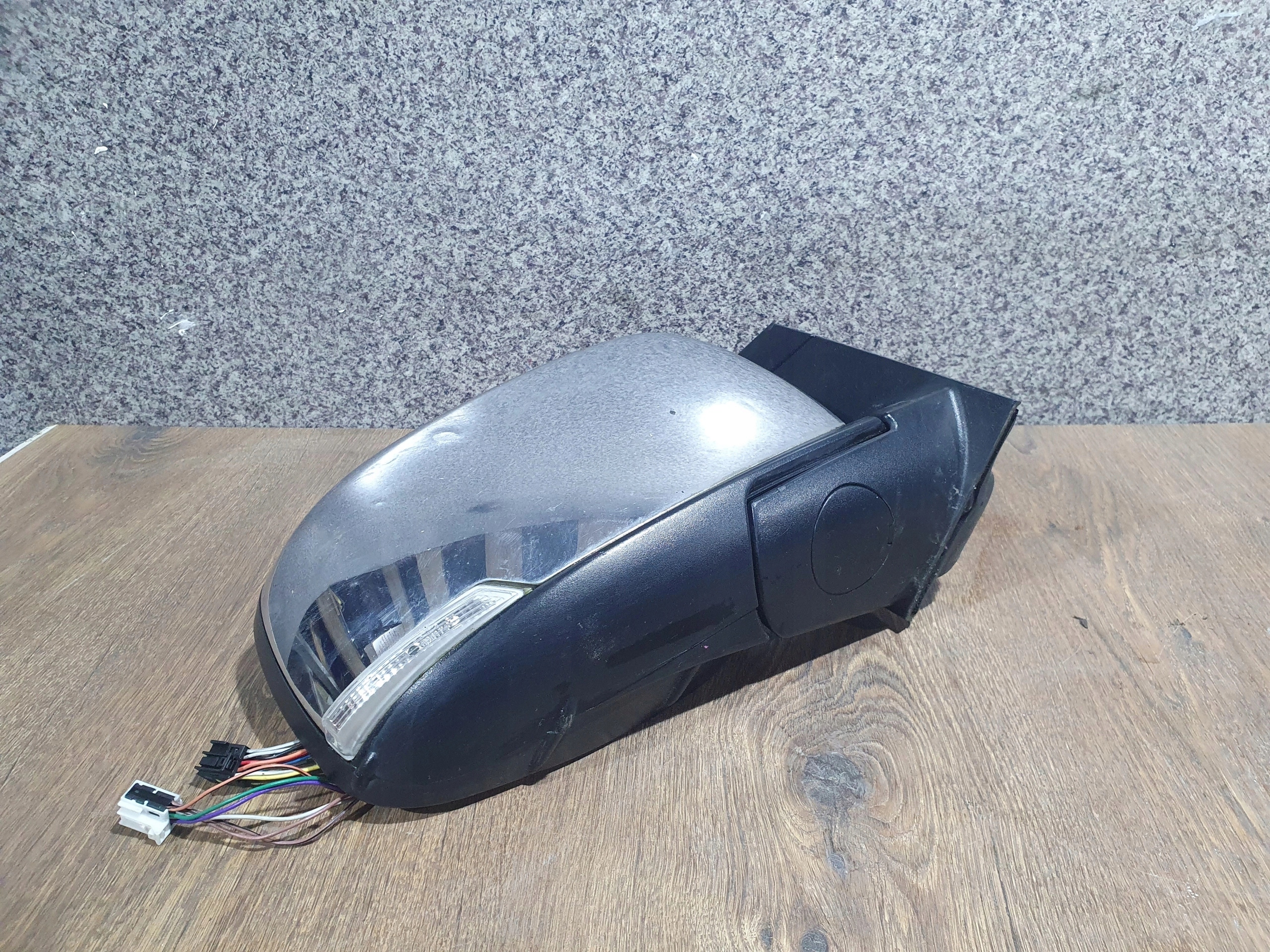 CHRYSLER GRAND VOYAGER PRAVE ZRKADLO 15 PIN
