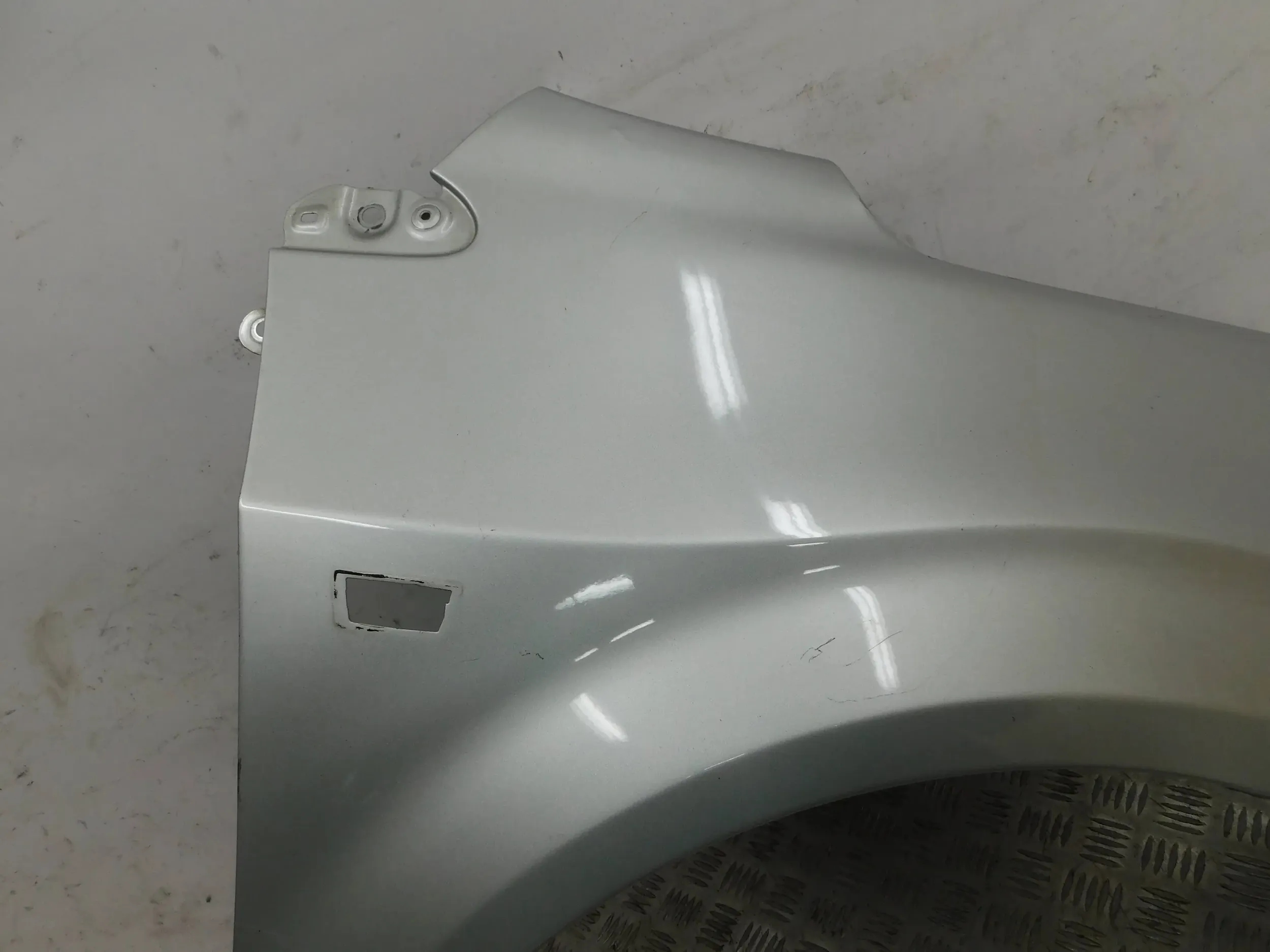 BLATNIK PREDNÝ PRAVY CHEVROLET AVEO T300