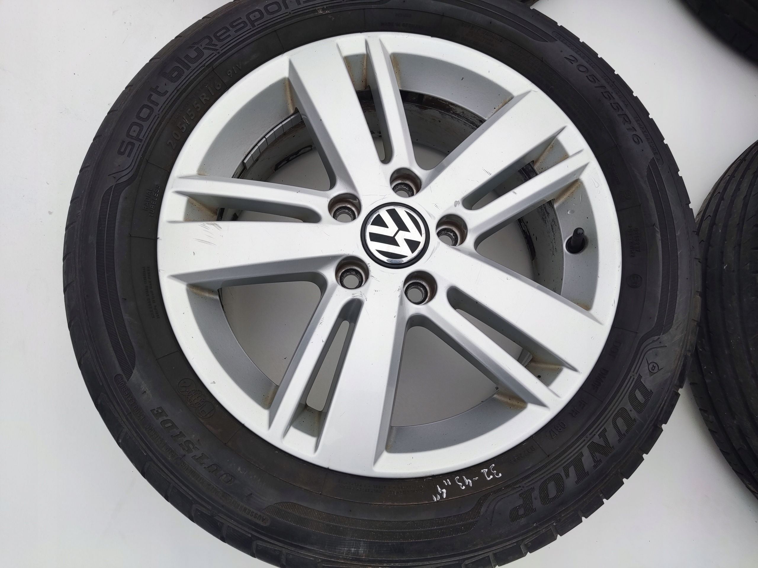 KOLESA HLINIKOVE DISKY ELEKTRONY 16 VOLKSWAGEN JETTA VI 5C 5×112 5C0601025AB