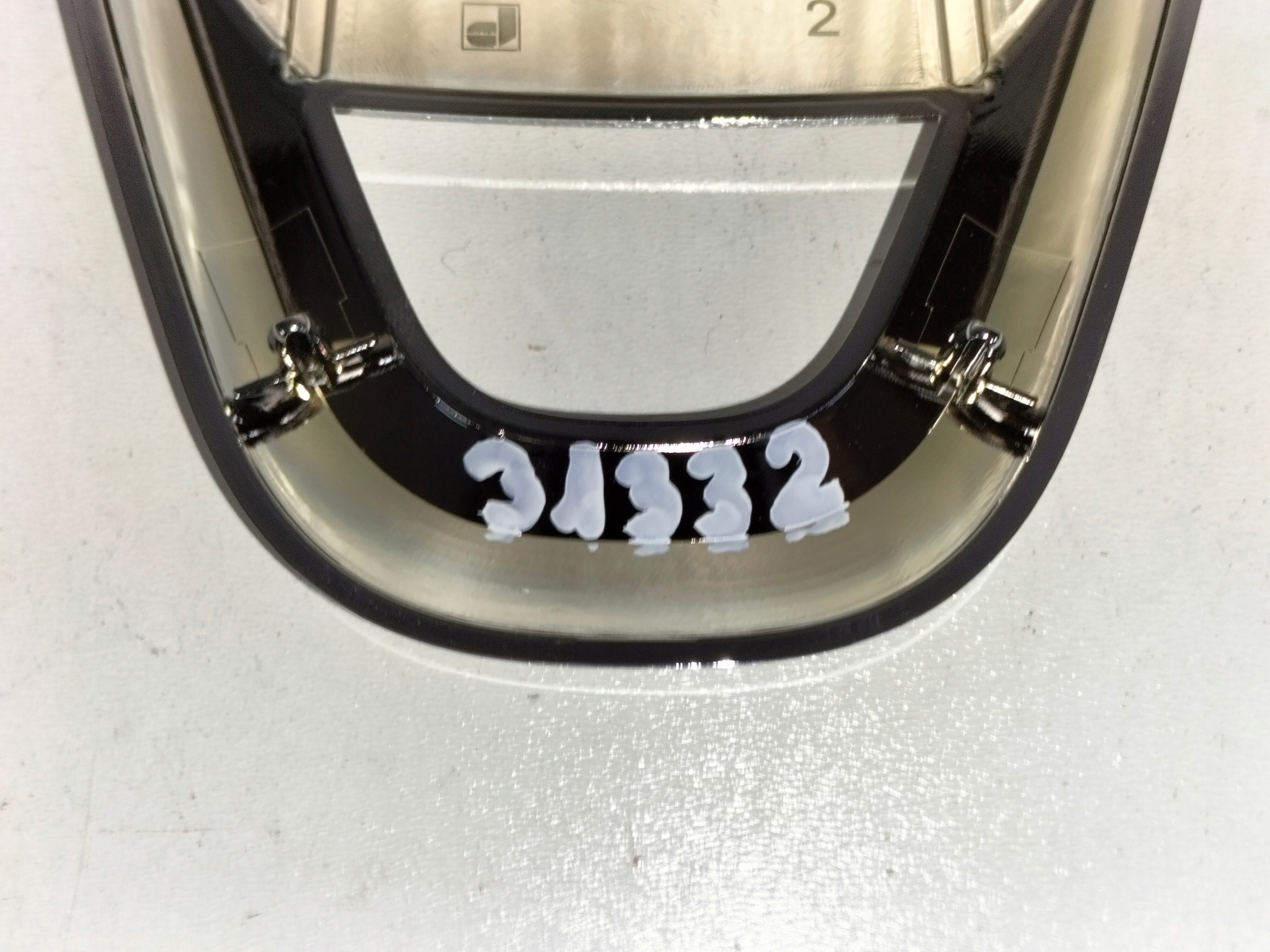 ZNAK EMBLEM ZADNEJ KAPOTY DACIA SANDERO II 12-