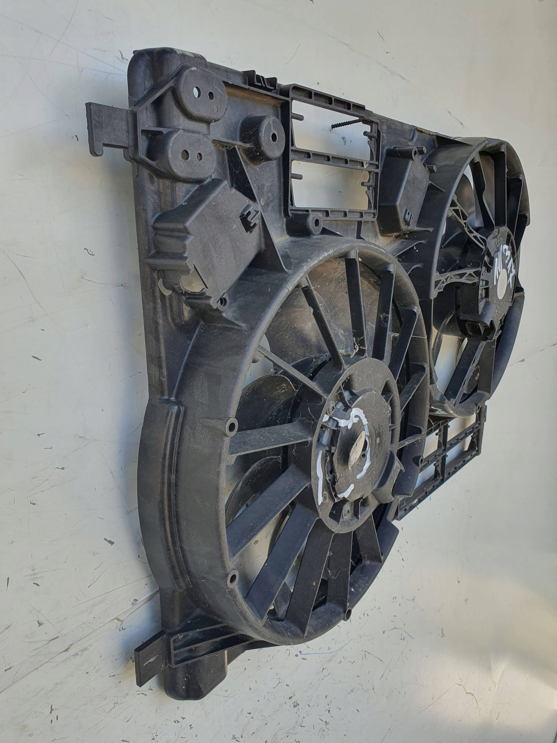 Ford Kuga II 2.0 tdci 3135103884 VENTILATOR CHLADICA