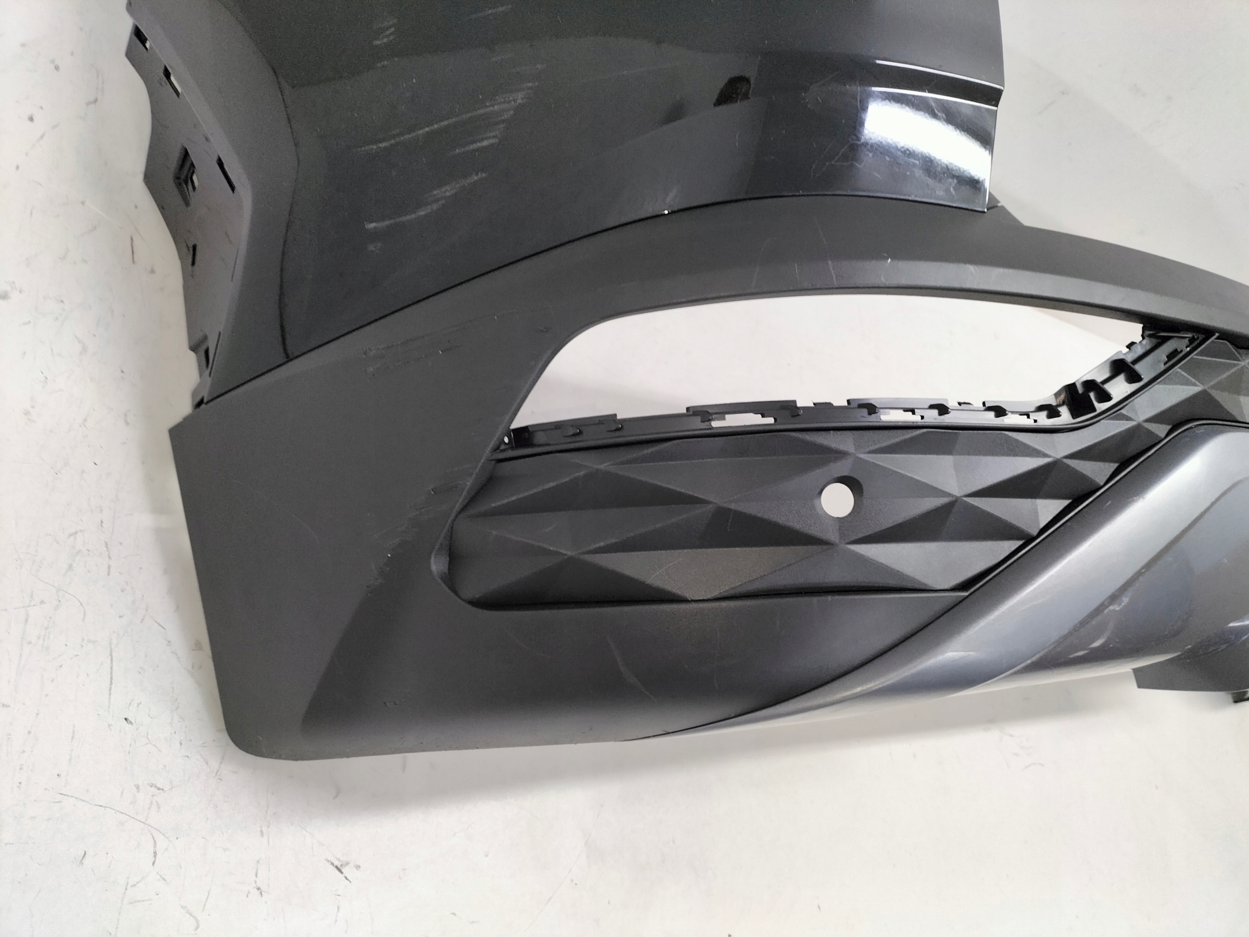 ZADNÝ NÁRAZNÍK HYUNDAI TUCSON 4 IV 20-