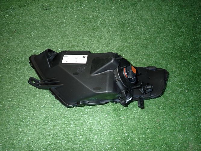 SEAT LEON III FR 13-17 PRAVA HMLOVKA 5F0941700A