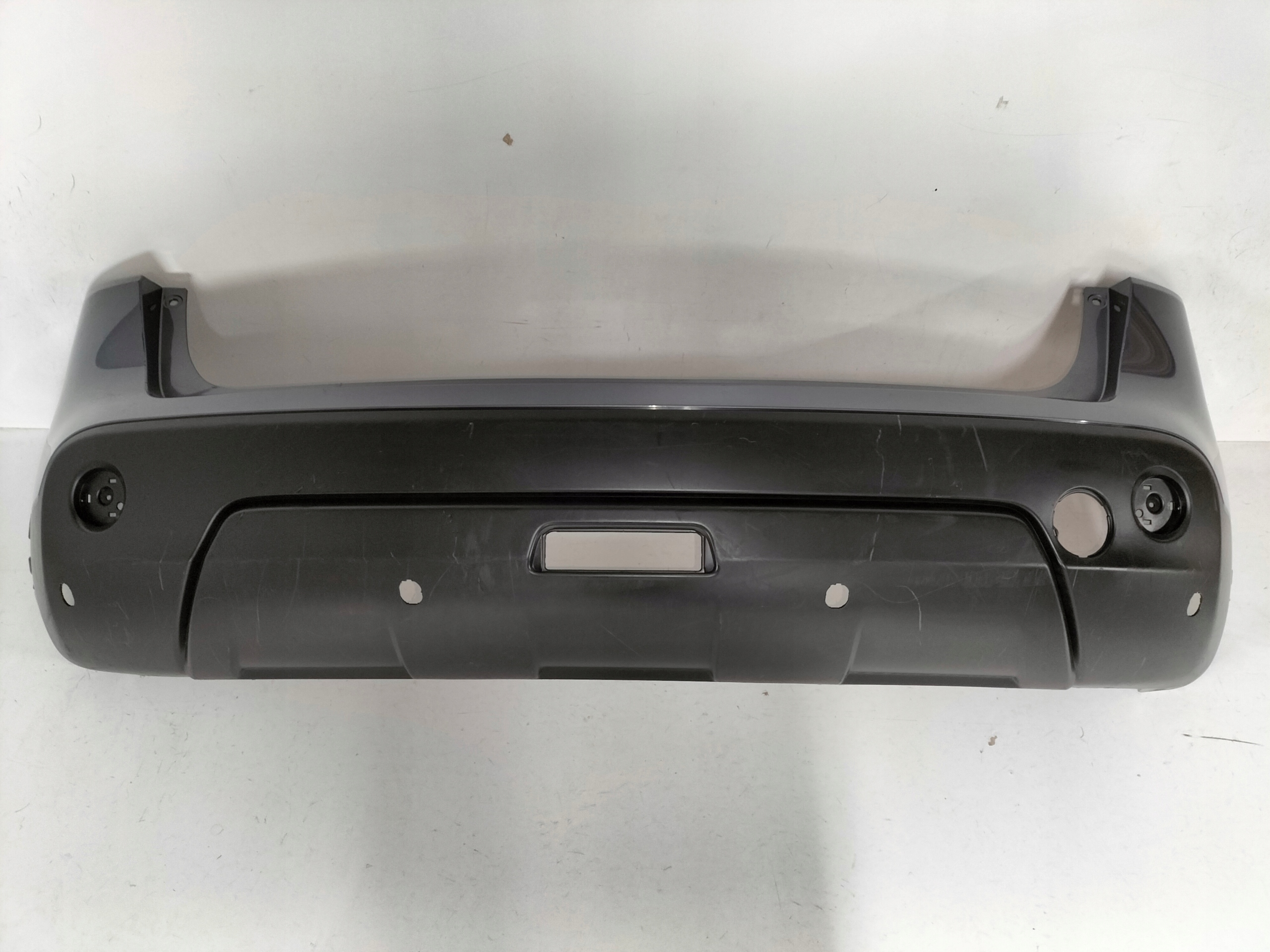 ZADNÝ NÁRAZNÍK NISSAN QASHQAI I 06-09